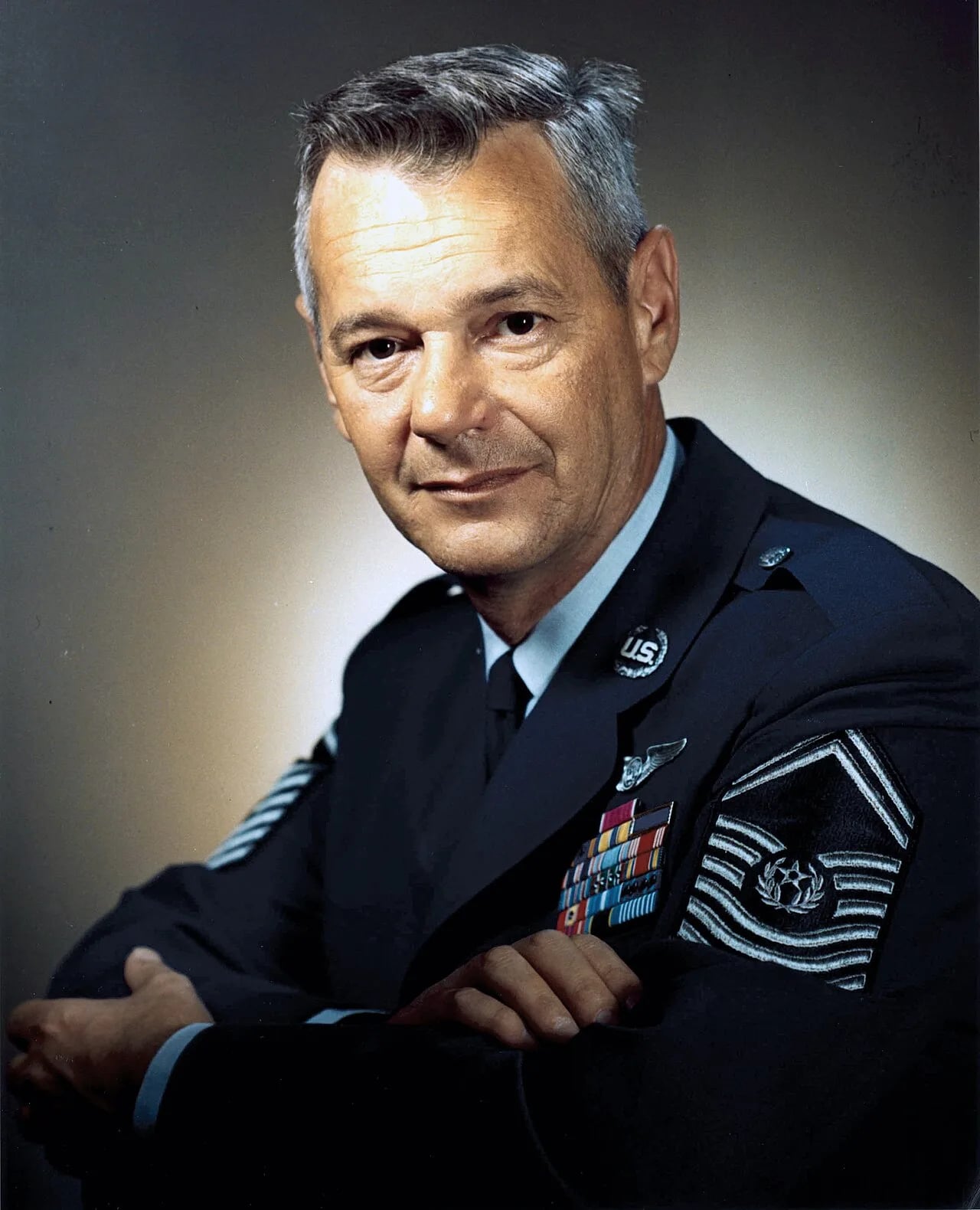 Portrait of Paul W. Airey (1923–2009) – memorial page