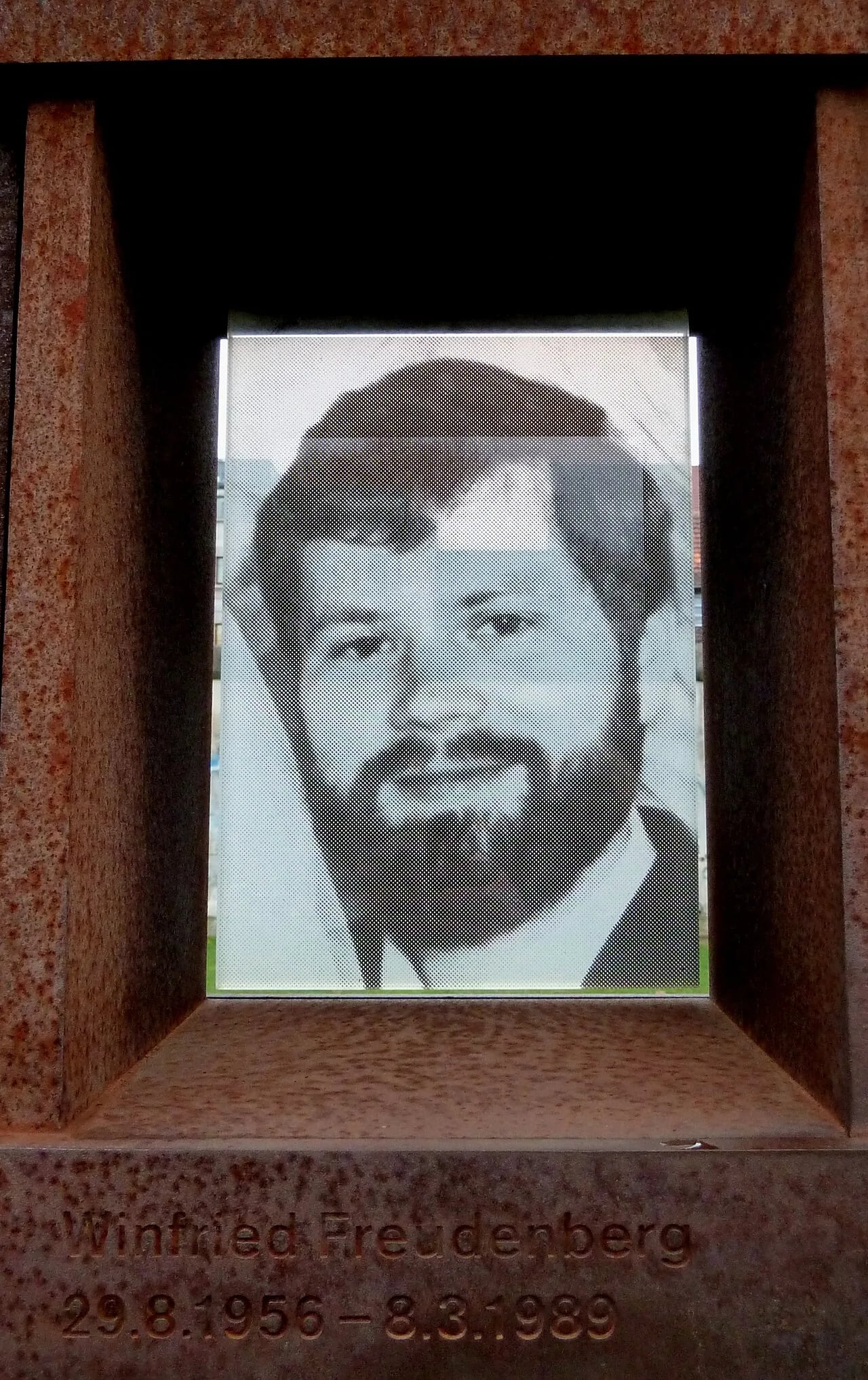 Portrait of Winfried Freudenberg (1956–1989) – memorial page