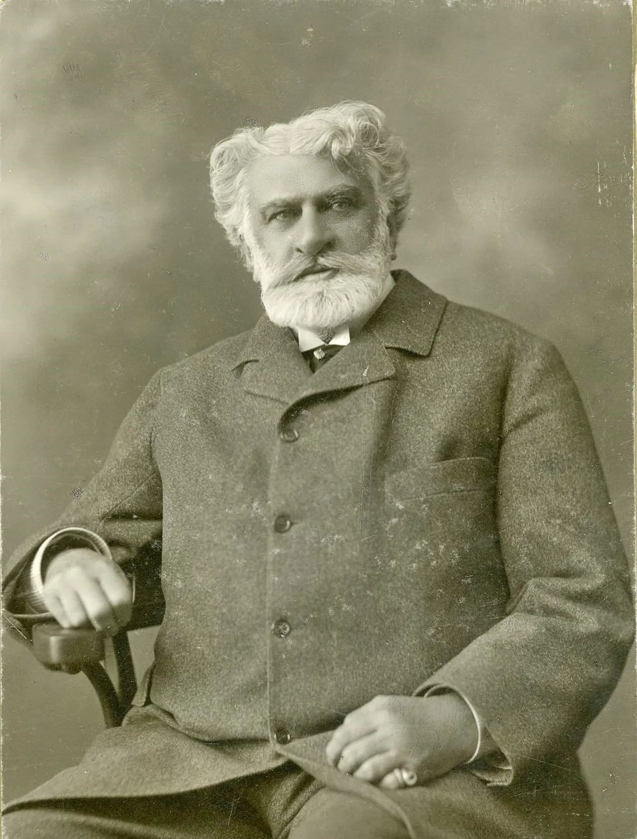 Portrait of Kálmán Thaly (1839–1909) – memorial page