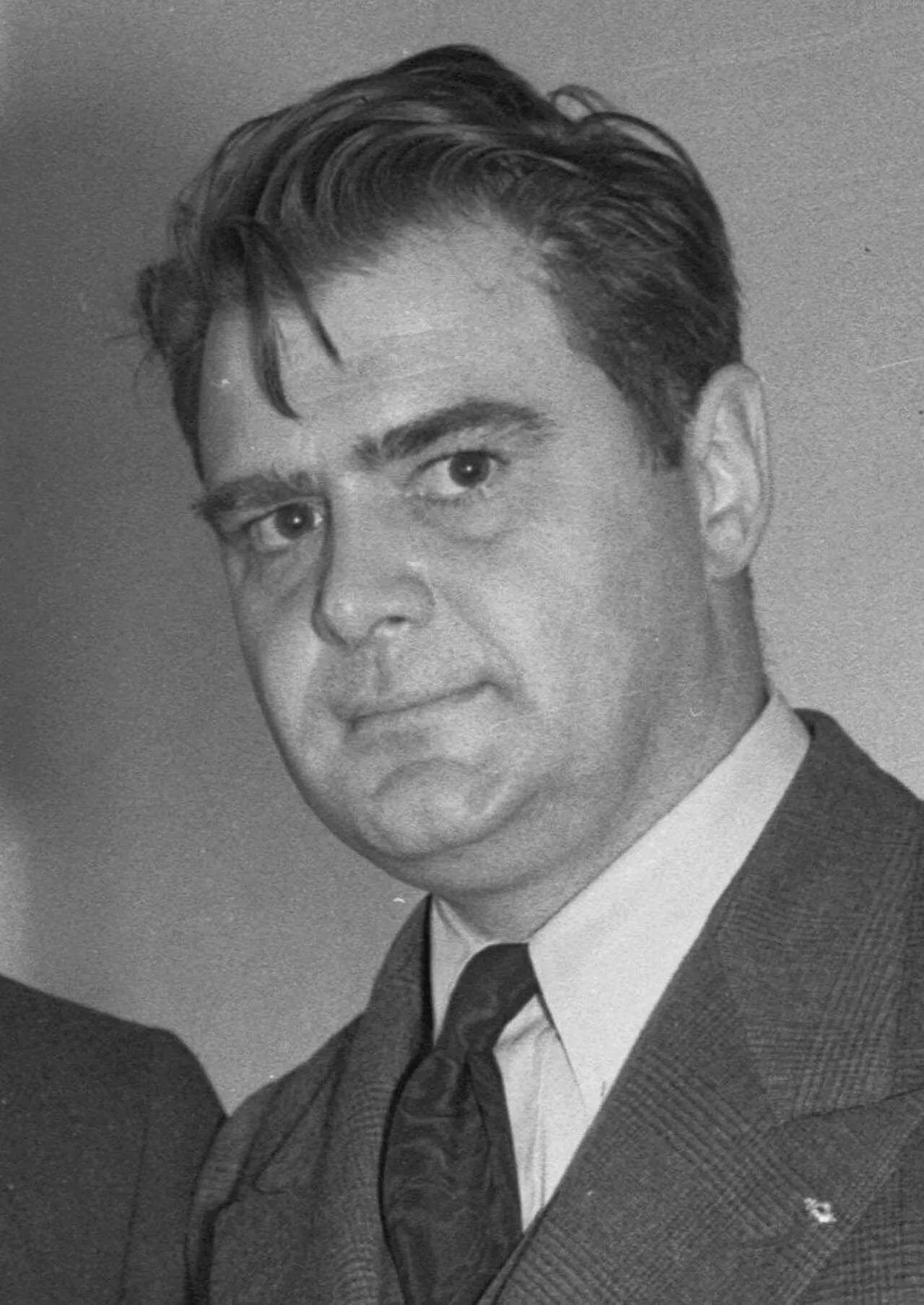 Portrait of Peirson Mitchell Hall (1894–1979) – memorial page