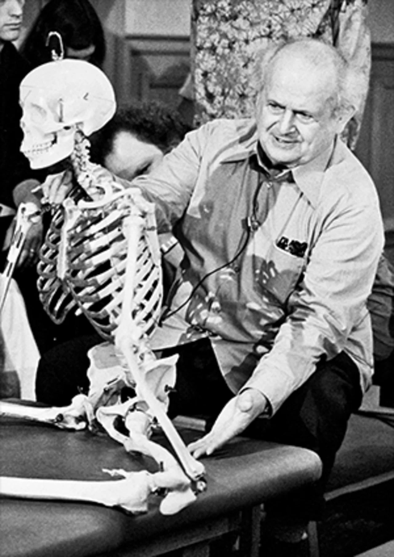 Portrait of Moshé Feldenkrais (1904–1984) – memorial page