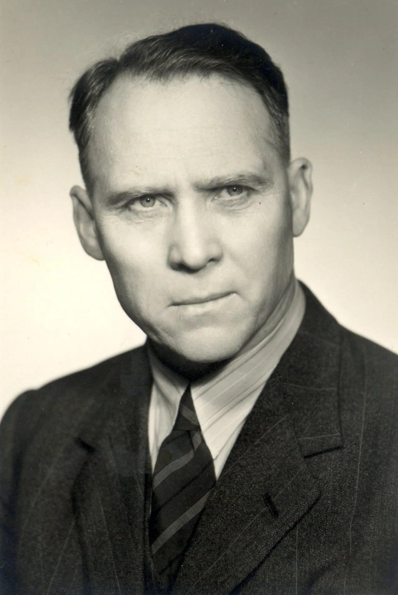 Portrait of Per Almaas (1898–1991) – memorial page