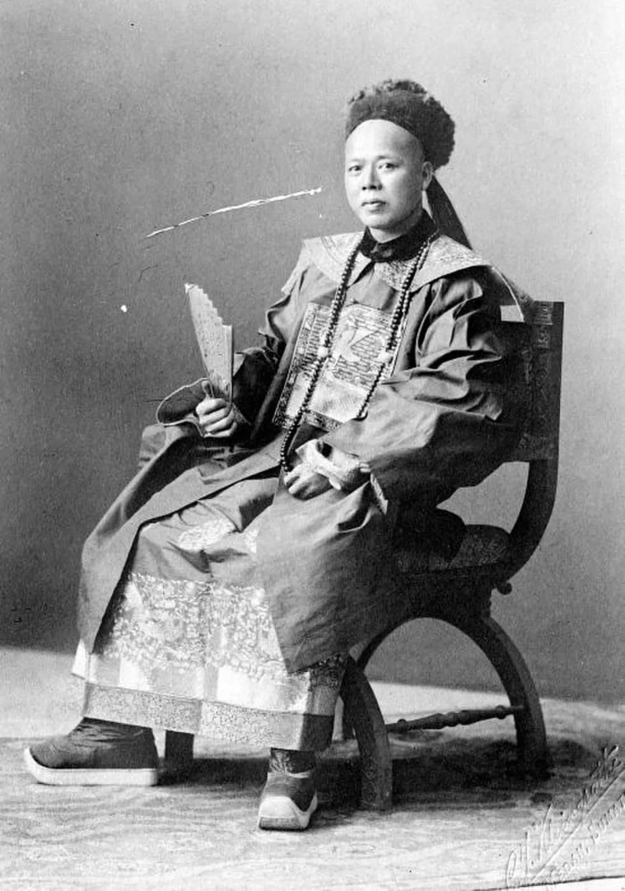 Porträt von Tjong A Fie (1860–1921) – Gedenkseite