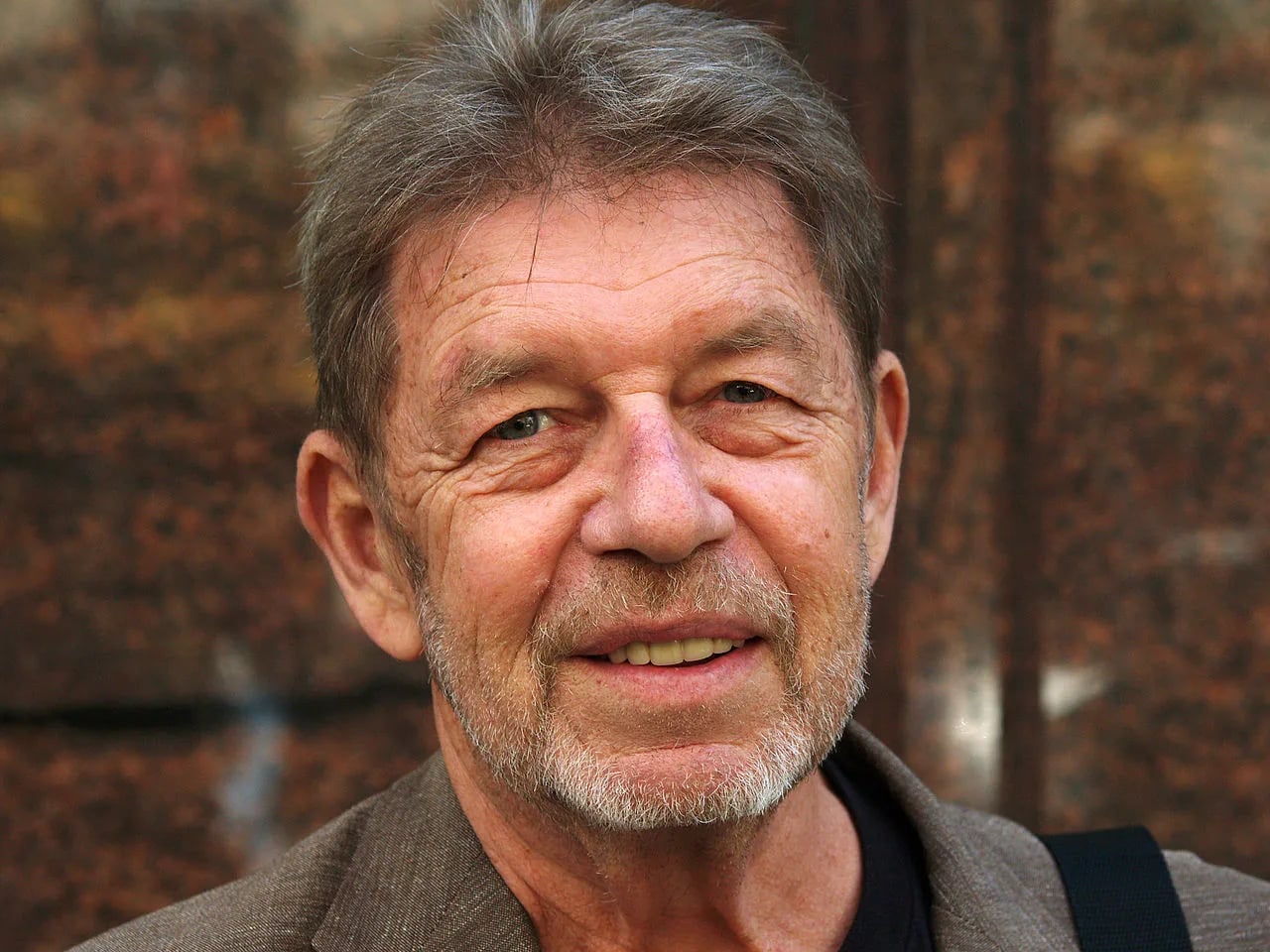 Portrait of Pete Hamill (1935–2020) – memorial page