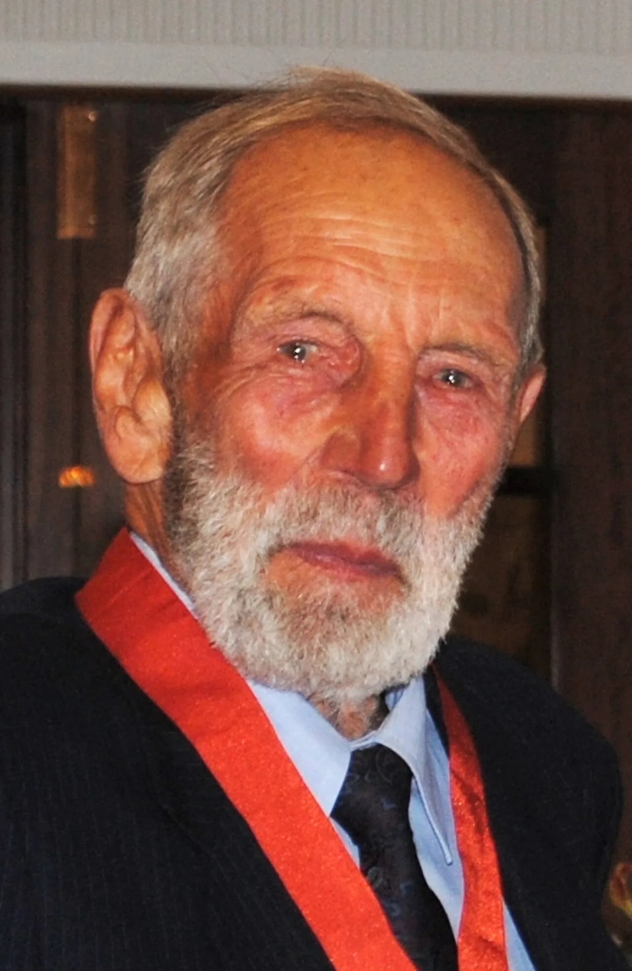 Porträt von Peter Bush (1930–2023) – Gedenkseite