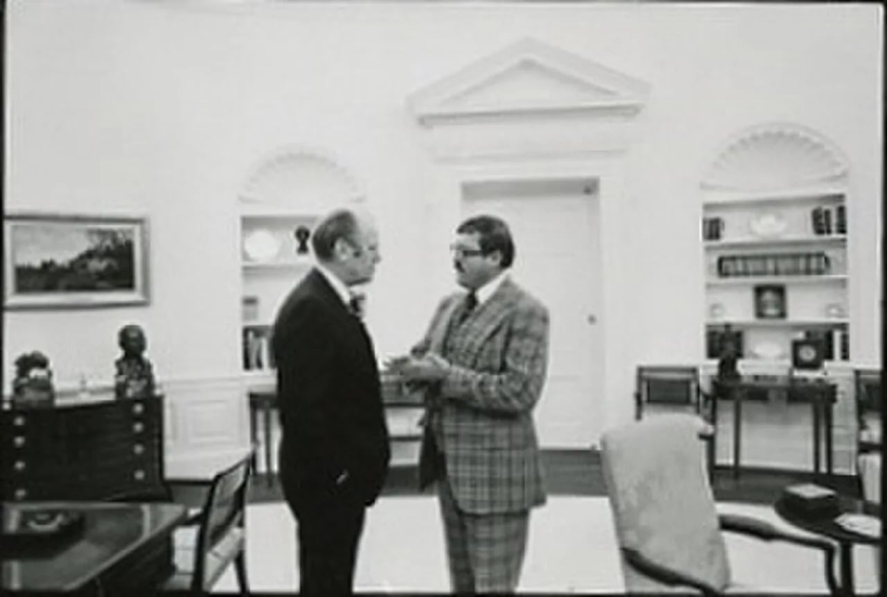 Porträt von Peter F. Secchia (1937–2020) – Gedenkseite