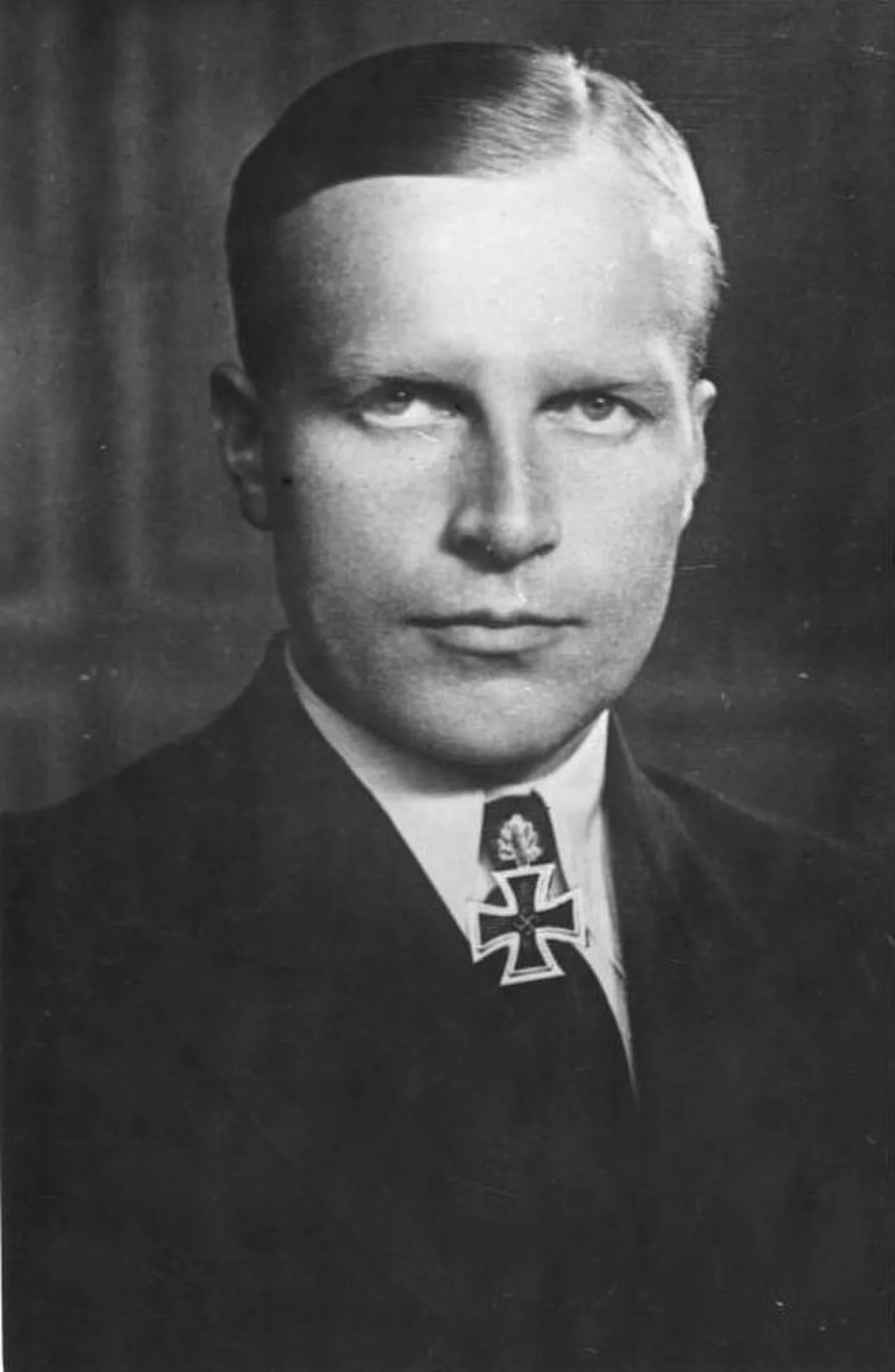 Porträt von Werner Henke (1909–1944) – Gedenkseite