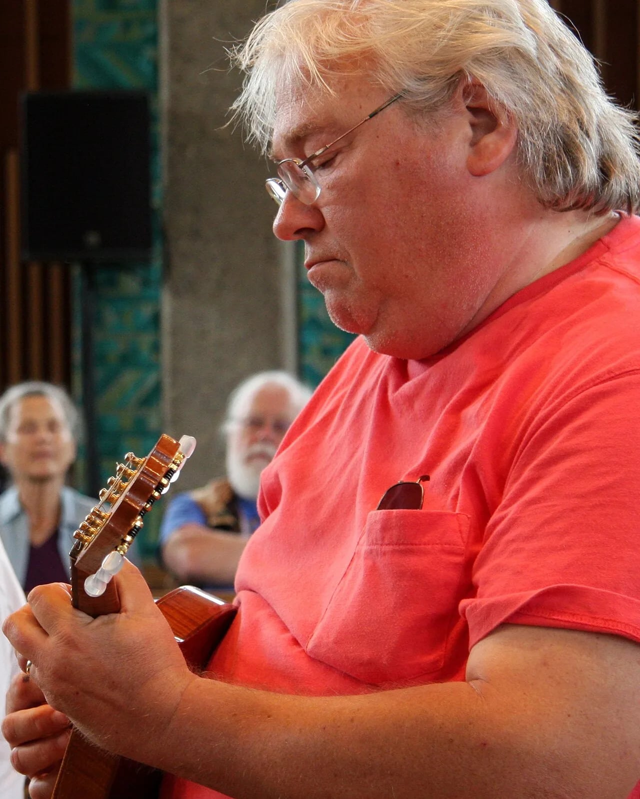 Porträt von Peter Ostroushko (1953–2021) – Gedenkseite