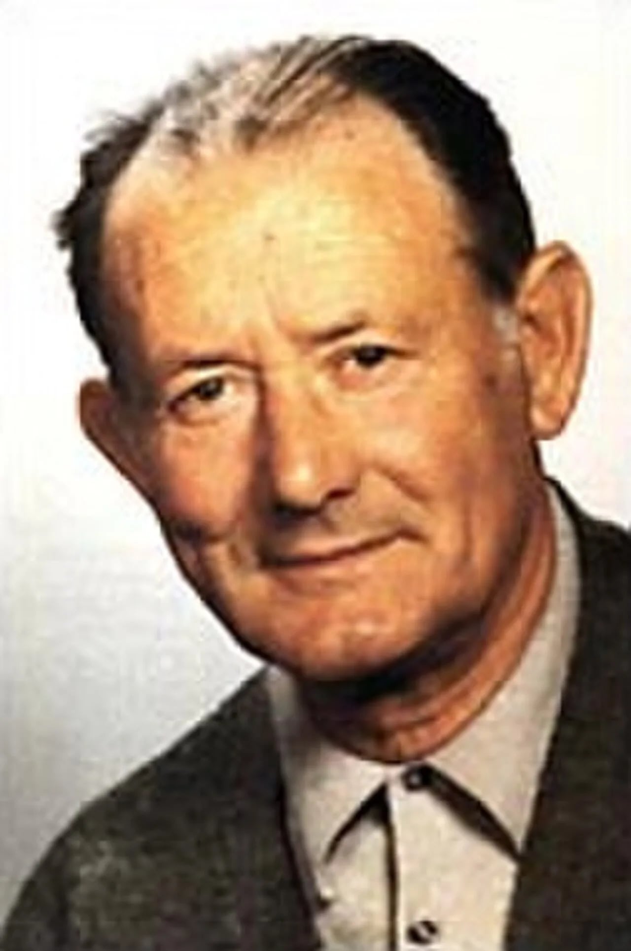 Portrait of Felix Likiniano (1909–1982) – memorial page