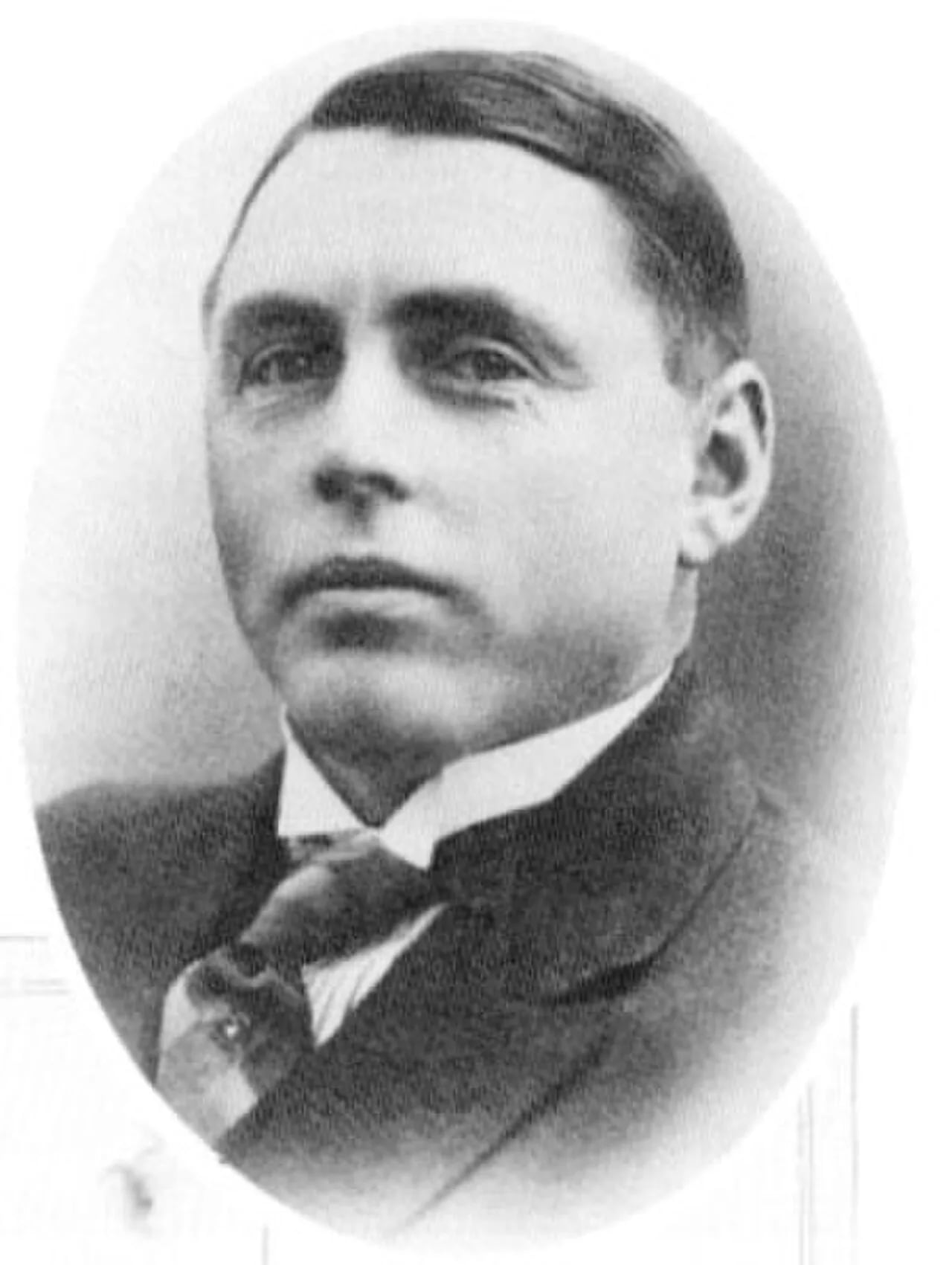 Portrait of Petter Sørlle (1884–1933) – memorial page