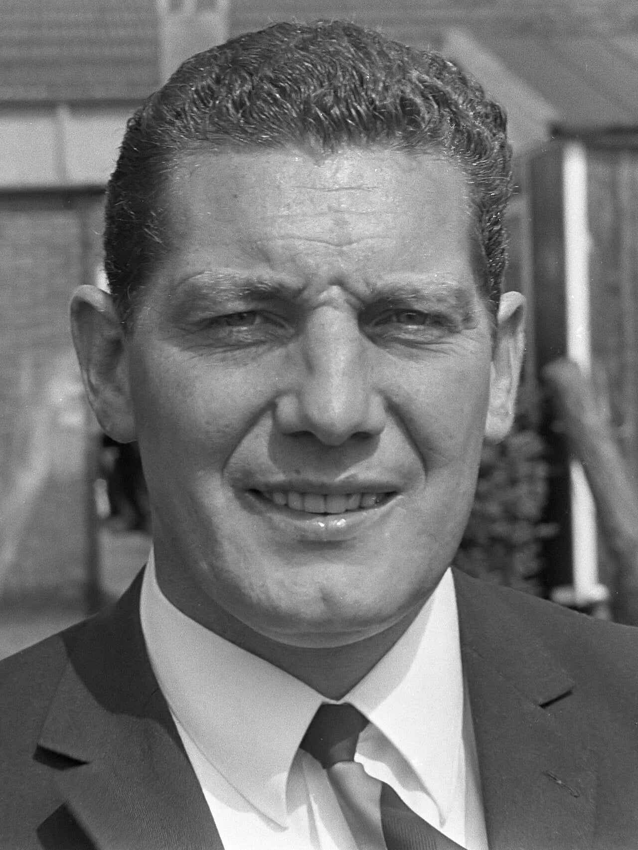Portrait of Cor van der Hart (1928–2006) – memorial page