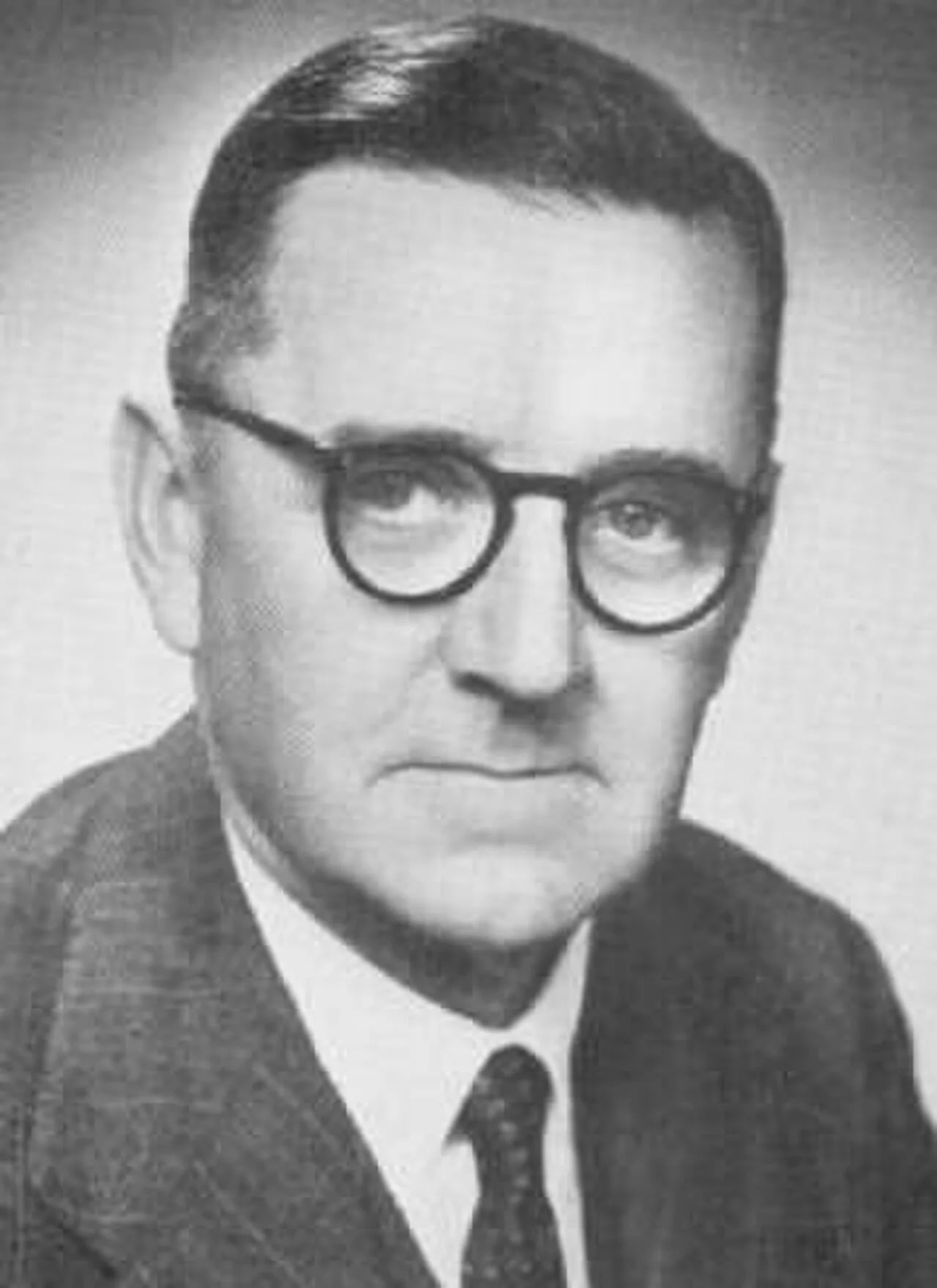 Portrait of Philip McBride (1892–1982) – memorial page