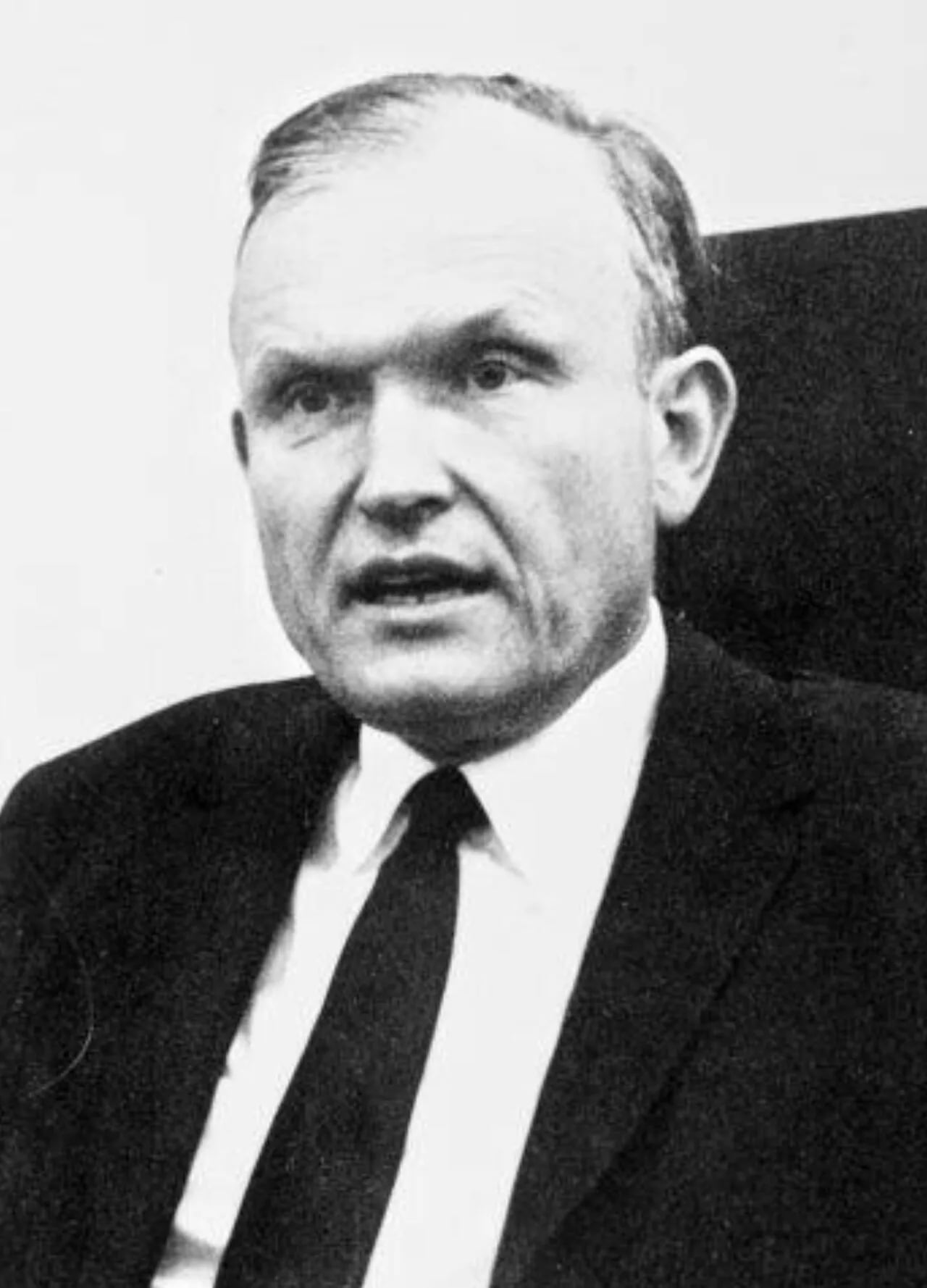 Portrait of Philip Willkie (1919–1974) – memorial page