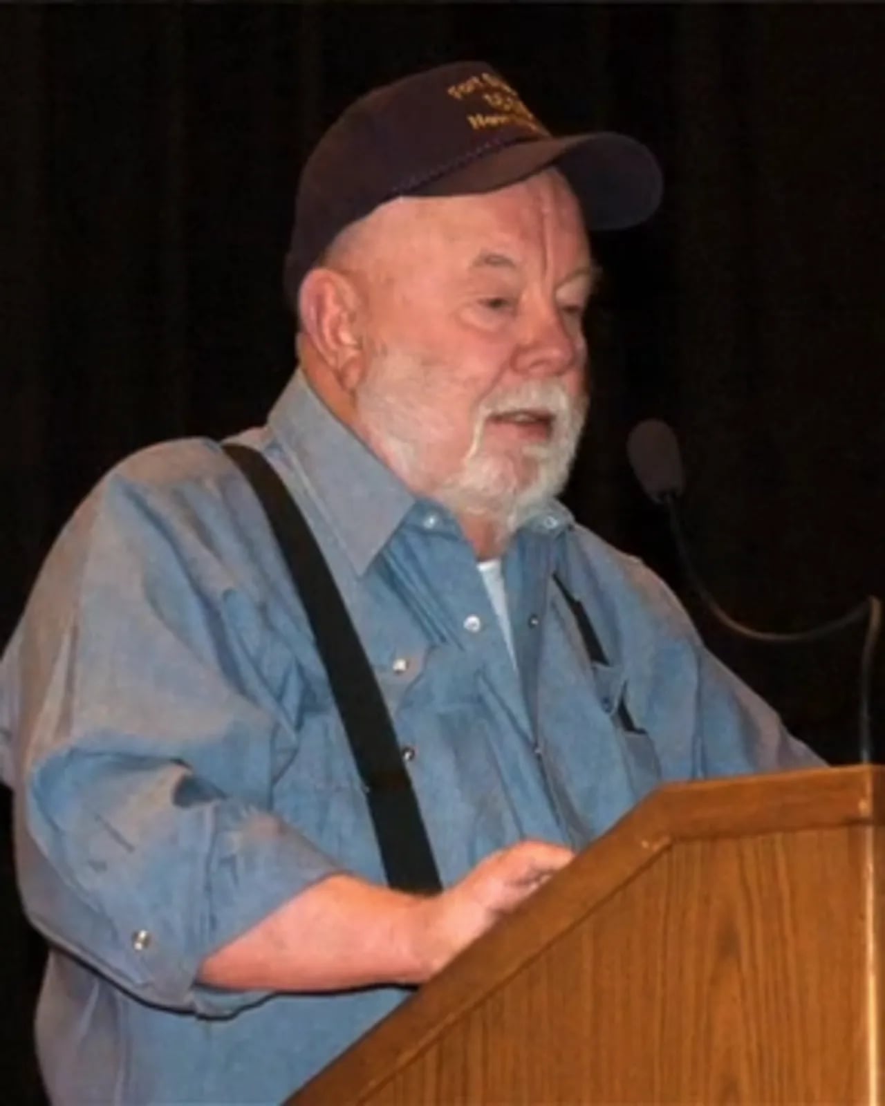 Portrait of Gary Paulsen (1939–2021) – memorial page