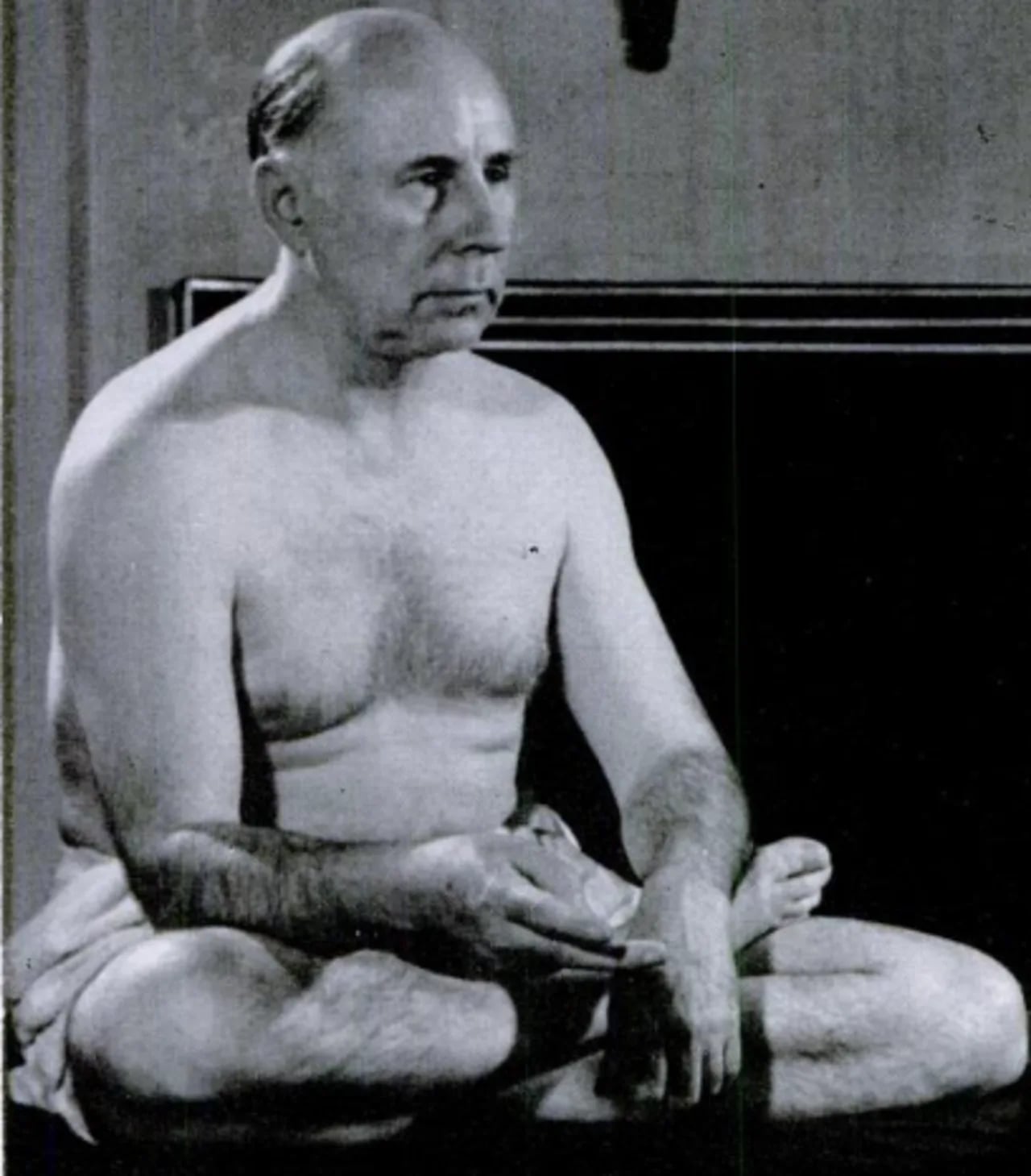 Portrait of Pierre Bernard (1875–1955) – memorial page
