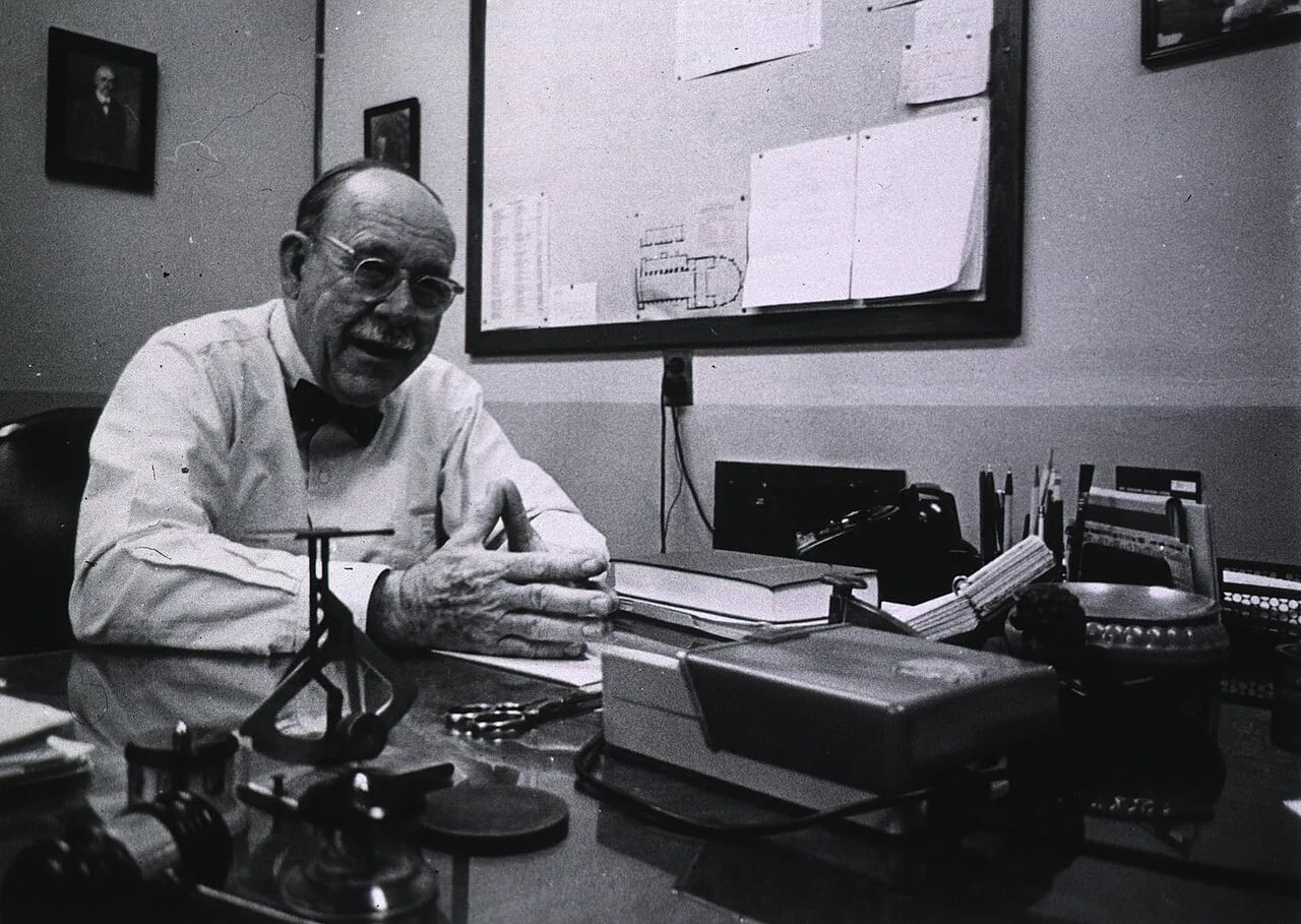 Portrait of Edwin Boring (1886–1968) – memorial page