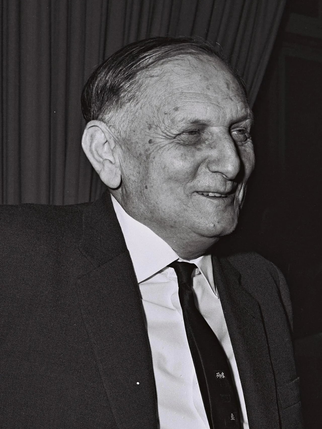 Portrait of David Horowitz (1899–1979) – memorial page