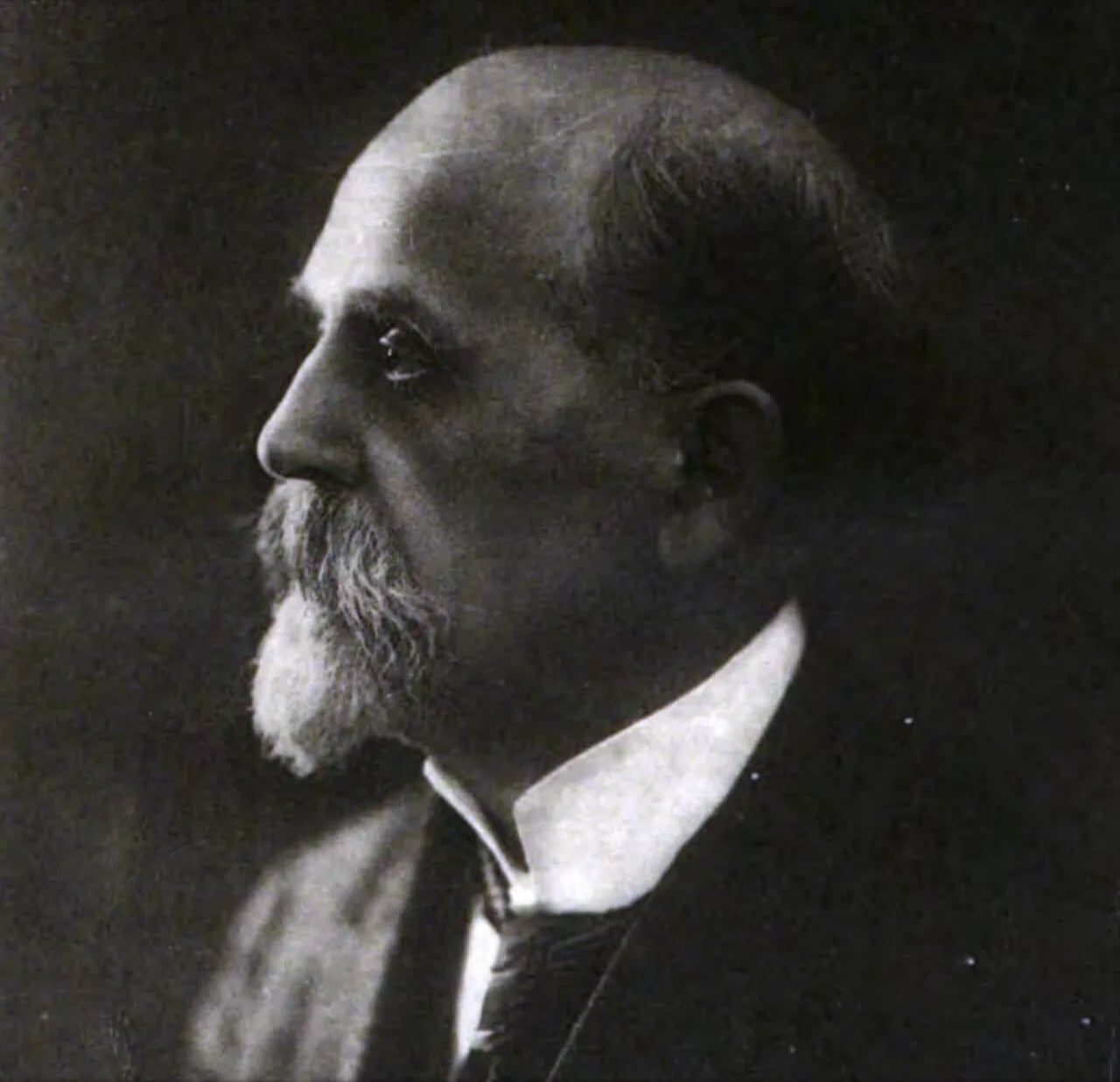 Portrait of Ferdinand Lot (1866–1952) – memorial page