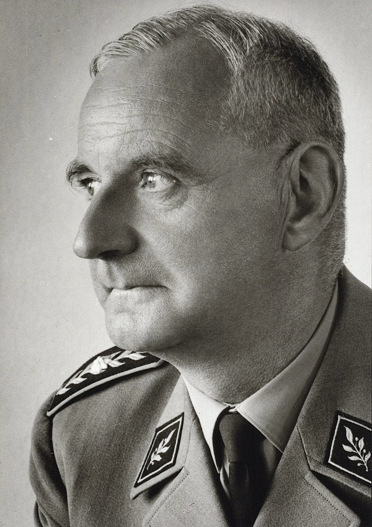 Portrait of Ernst Brandenberger (1906–1966) – memorial page