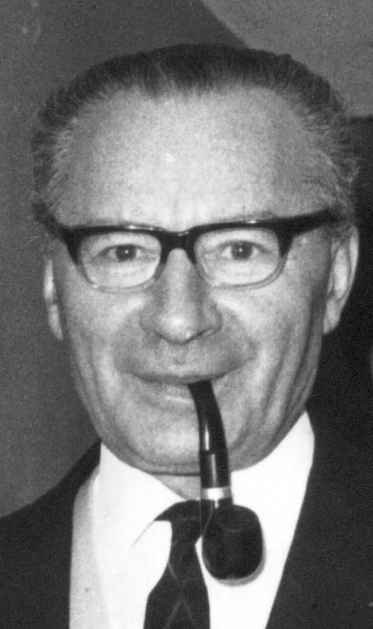 Portrait of Mordechai Tsanin (1906–2009) – memorial page