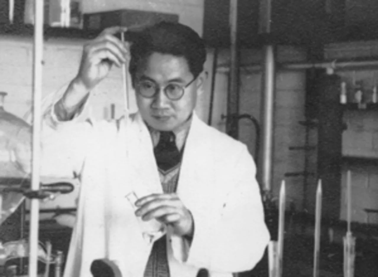 Portrait of Wang Yinglai (1907–2001) – memorial page