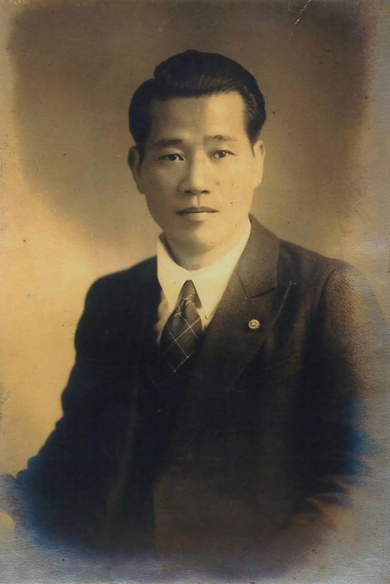 Portrait of Tang Te-chang (1907–1947) – memorial page