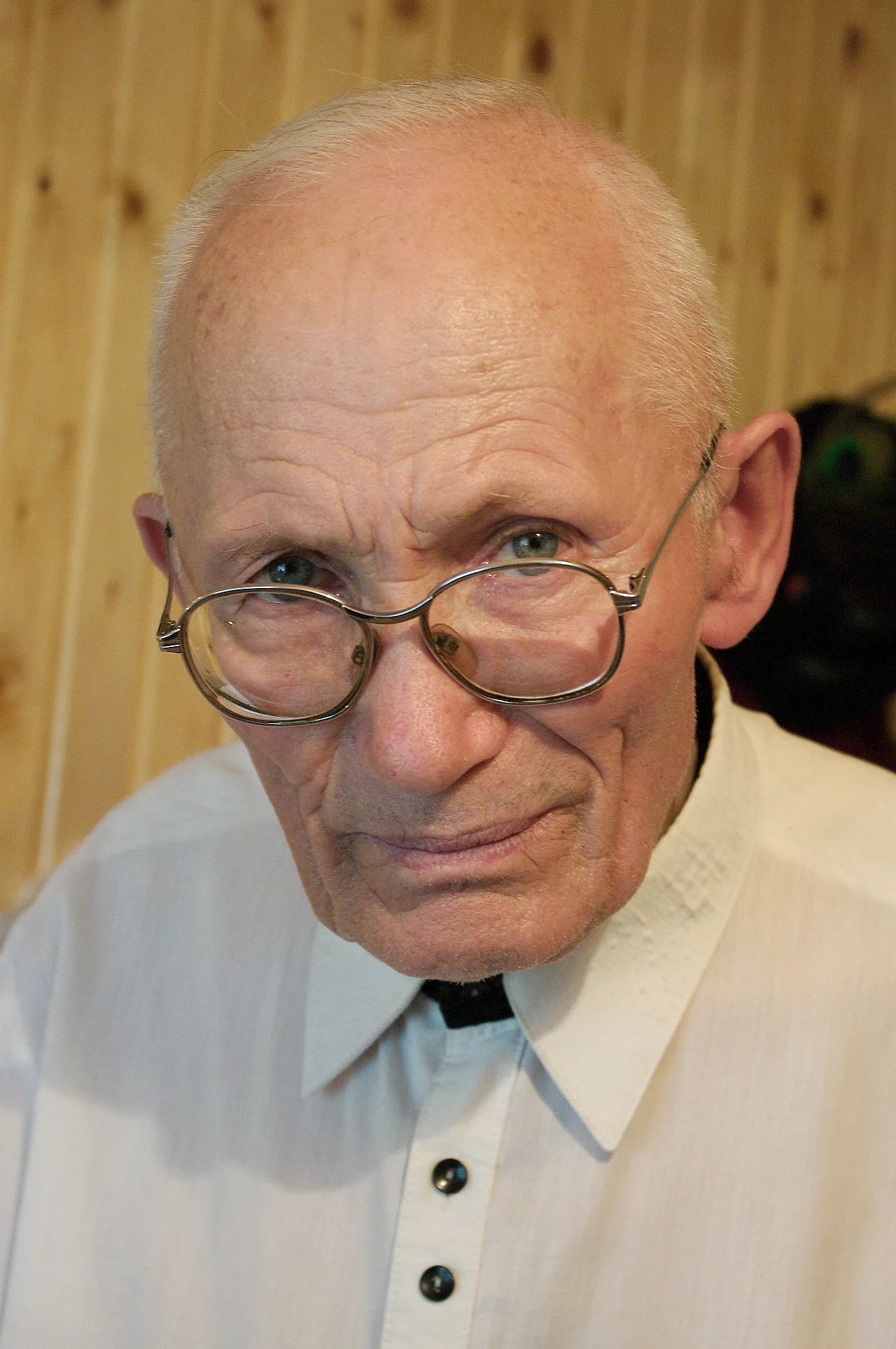 Porträt von Mykhailo Nechay (1930–2011) – Gedenkseite