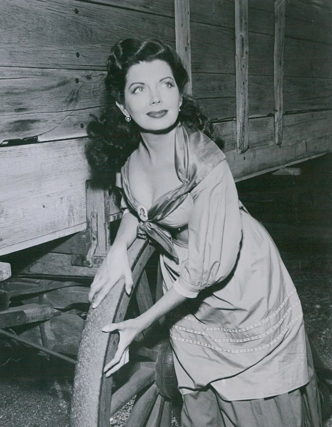 Porträt von Poni Adams (1918–2014) – Gedenkseite