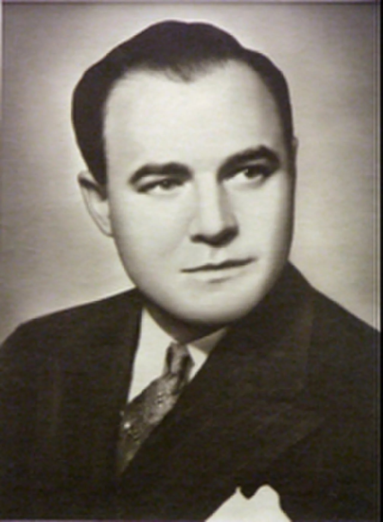 Porträt von J. Howard McGrath (1903–1966) – Gedenkseite