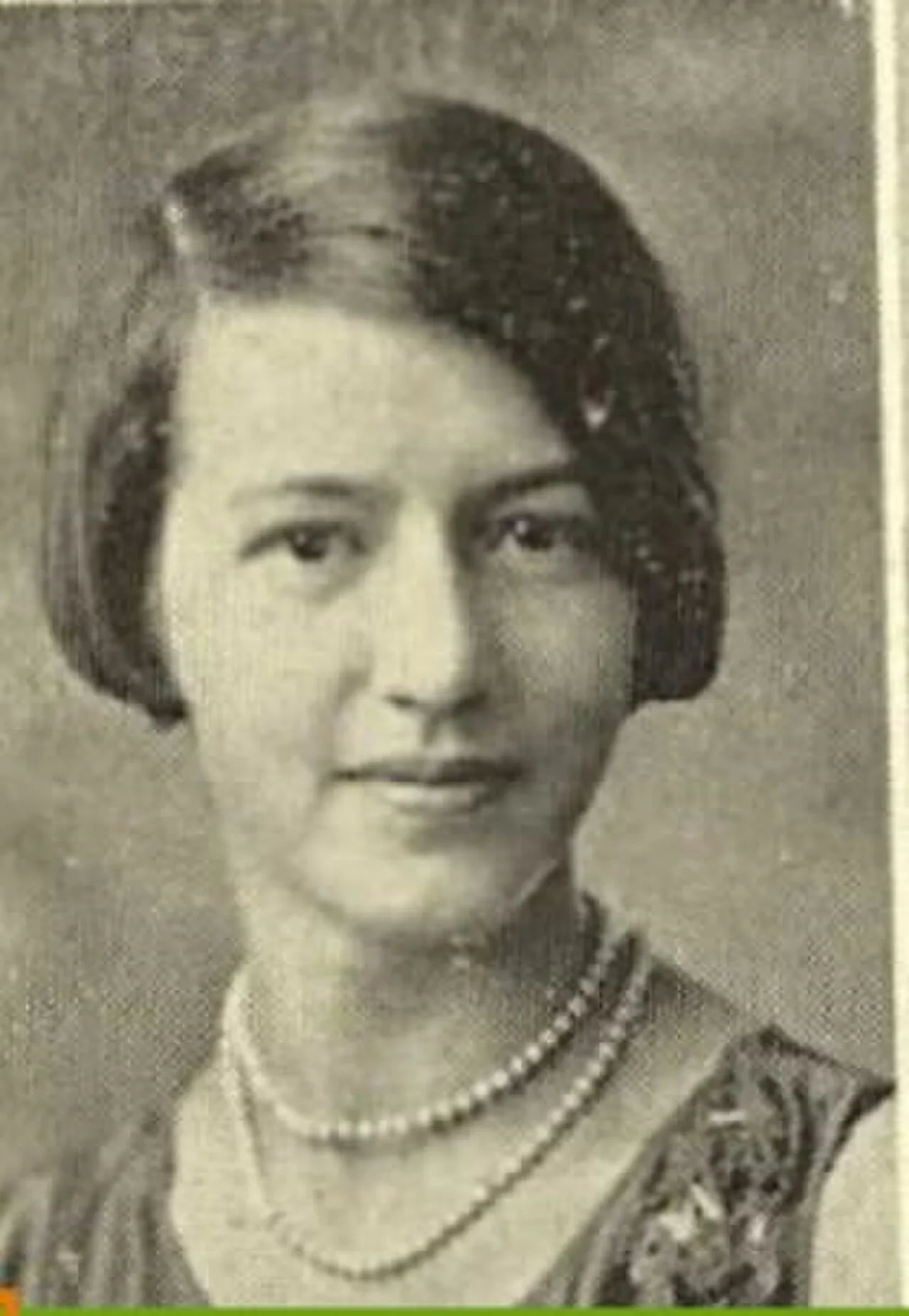 Porträt von Virginia Dare Aderholdt (1910–1997) – Gedenkseite