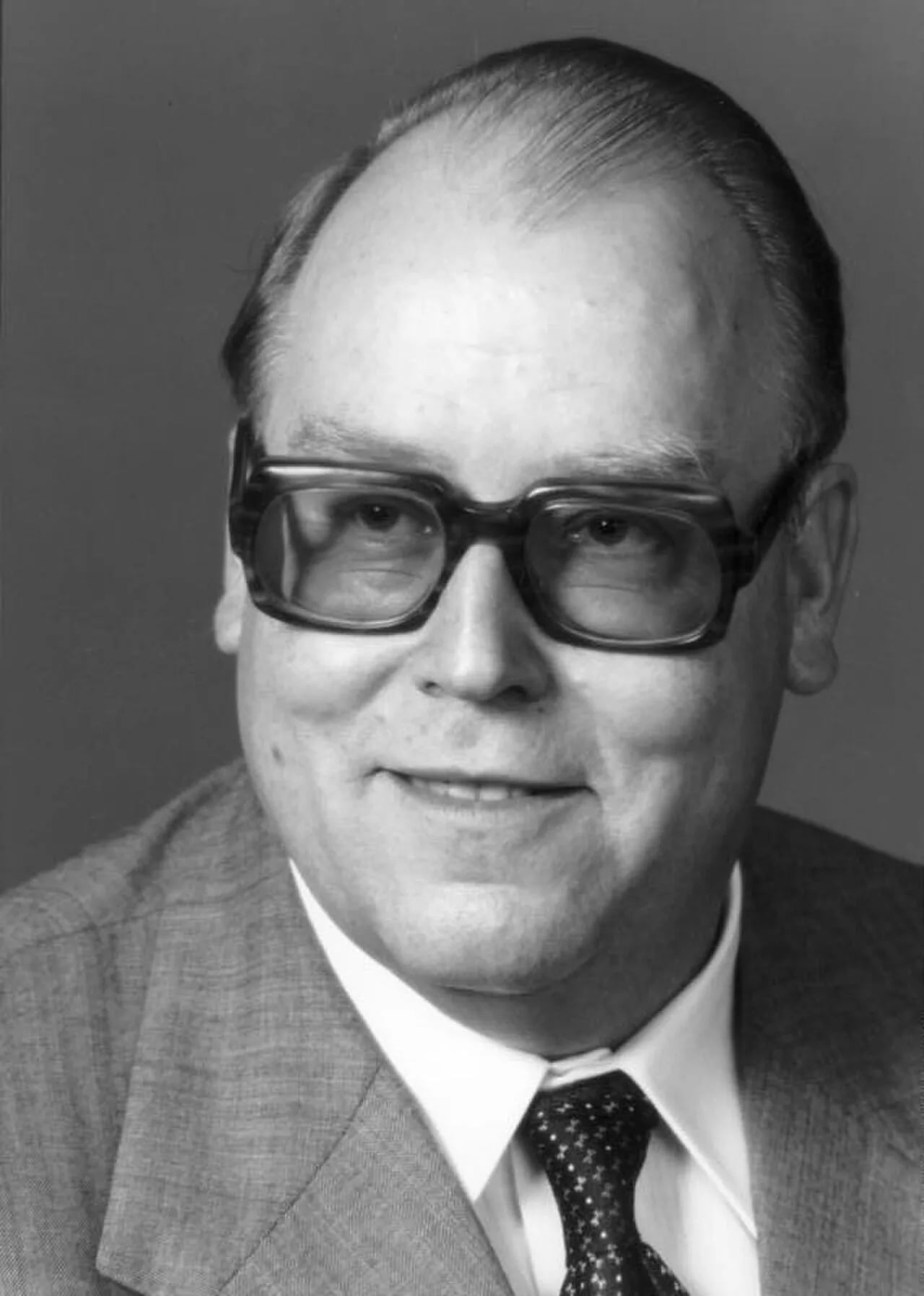 Porträt von Josef Ertl (1925–2000) – Gedenkseite