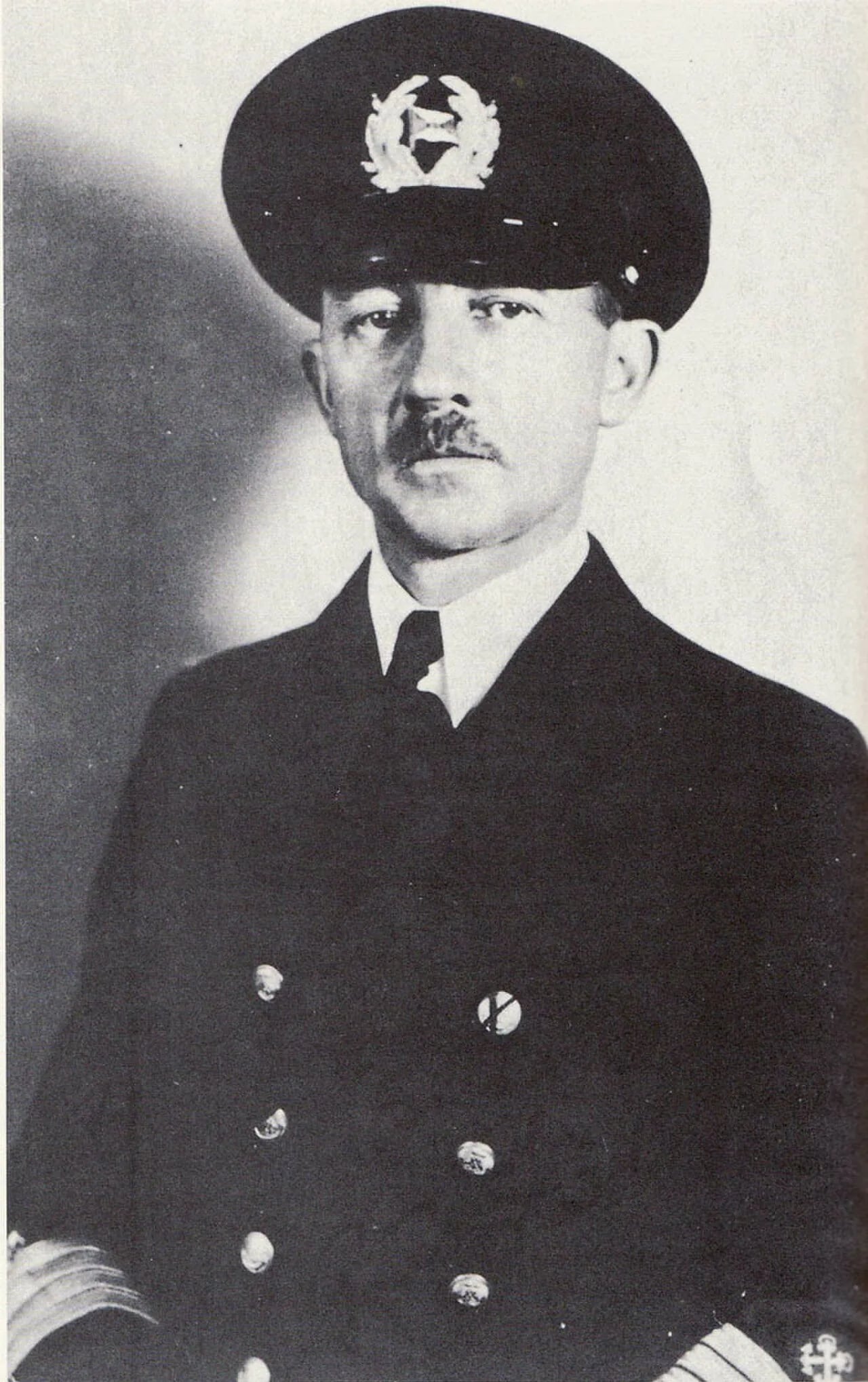 Portrait of Gustav Schröder (1885–1959) – memorial page