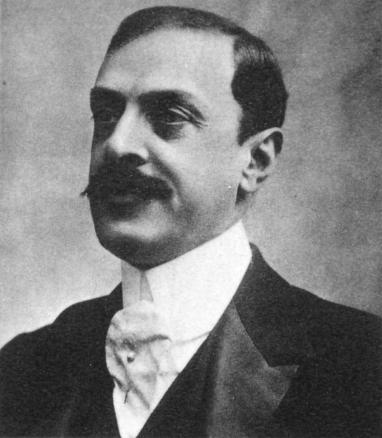Portrait of Luis María Drago (1859–1921) – memorial page