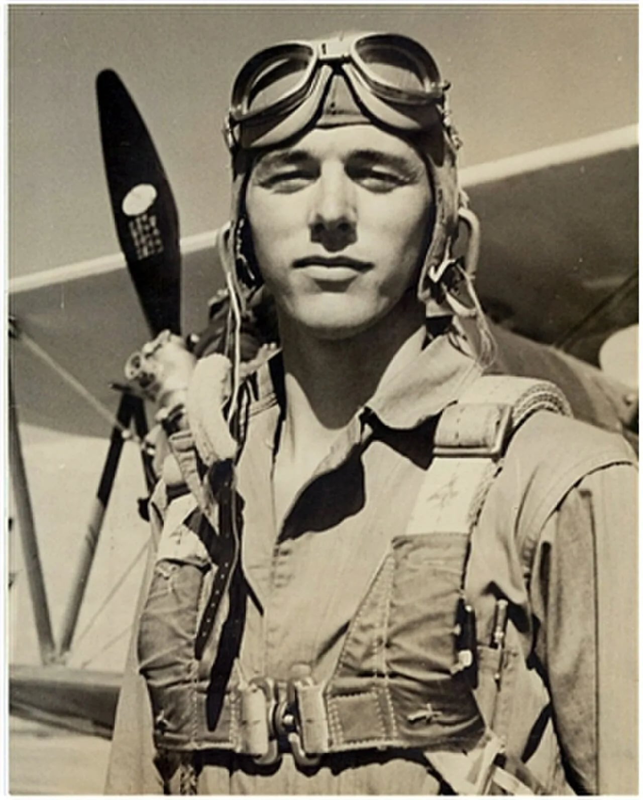 Portrait of Quentin C. Aanenson (1921–2008) – memorial page
