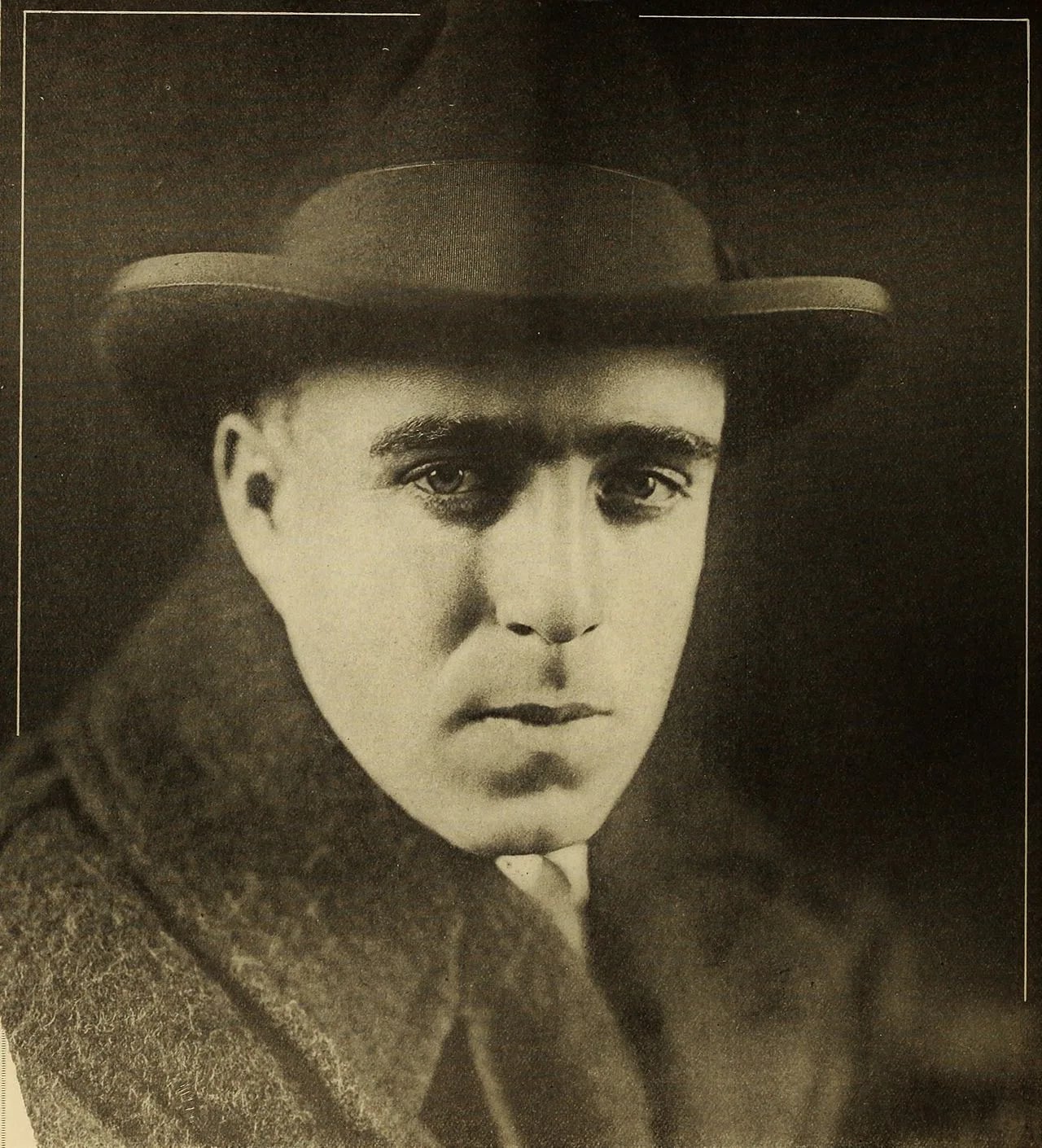 Porträt von Raoul Walsh (1887–1980) – Gedenkseite