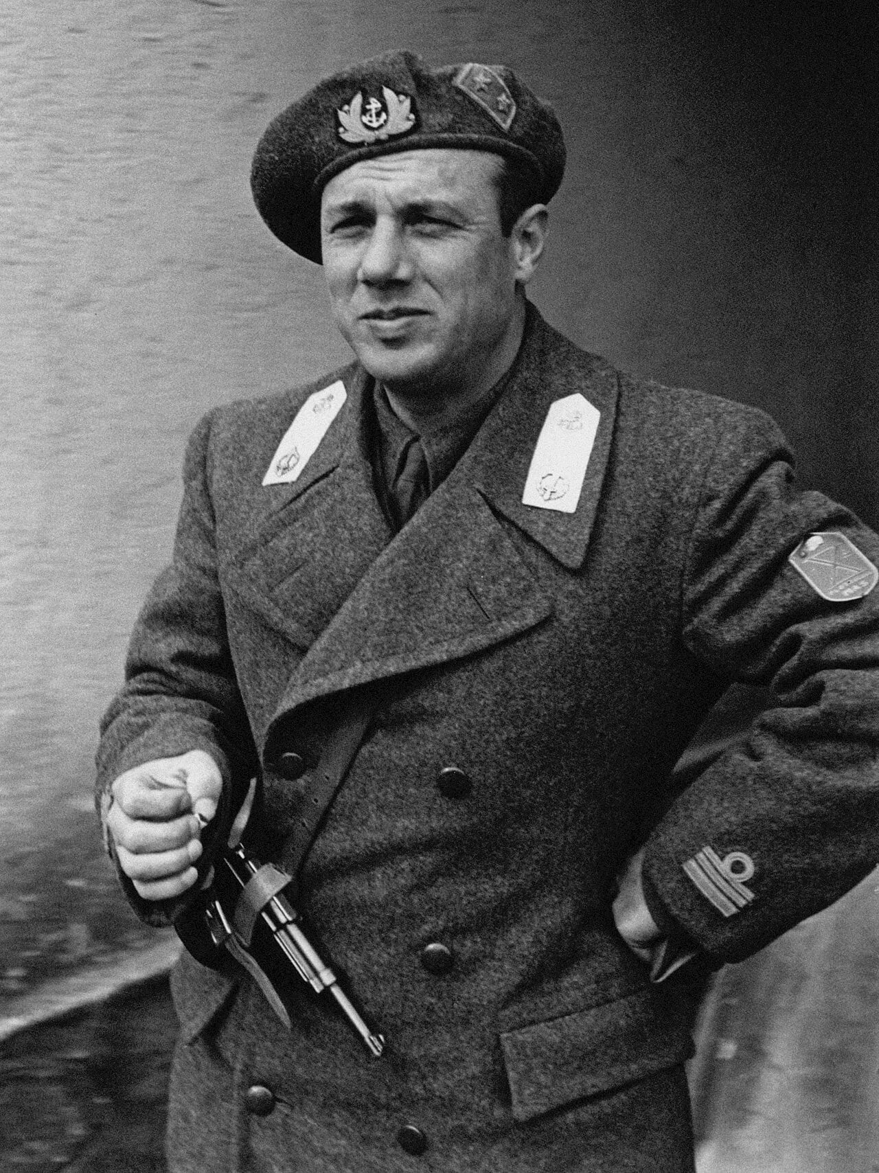 Porträt von Junio Valerio Borghese (1906–1974) – Gedenkseite