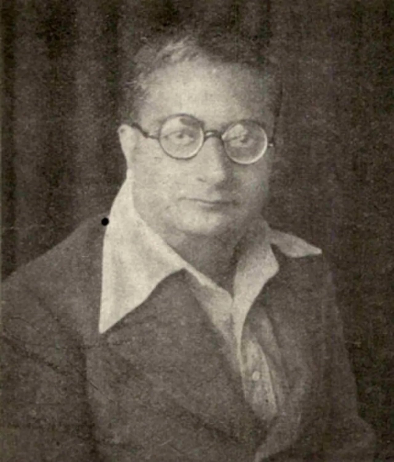 Porträt von Radha Kumud Mukherjee (1884–1963) – Gedenkseite