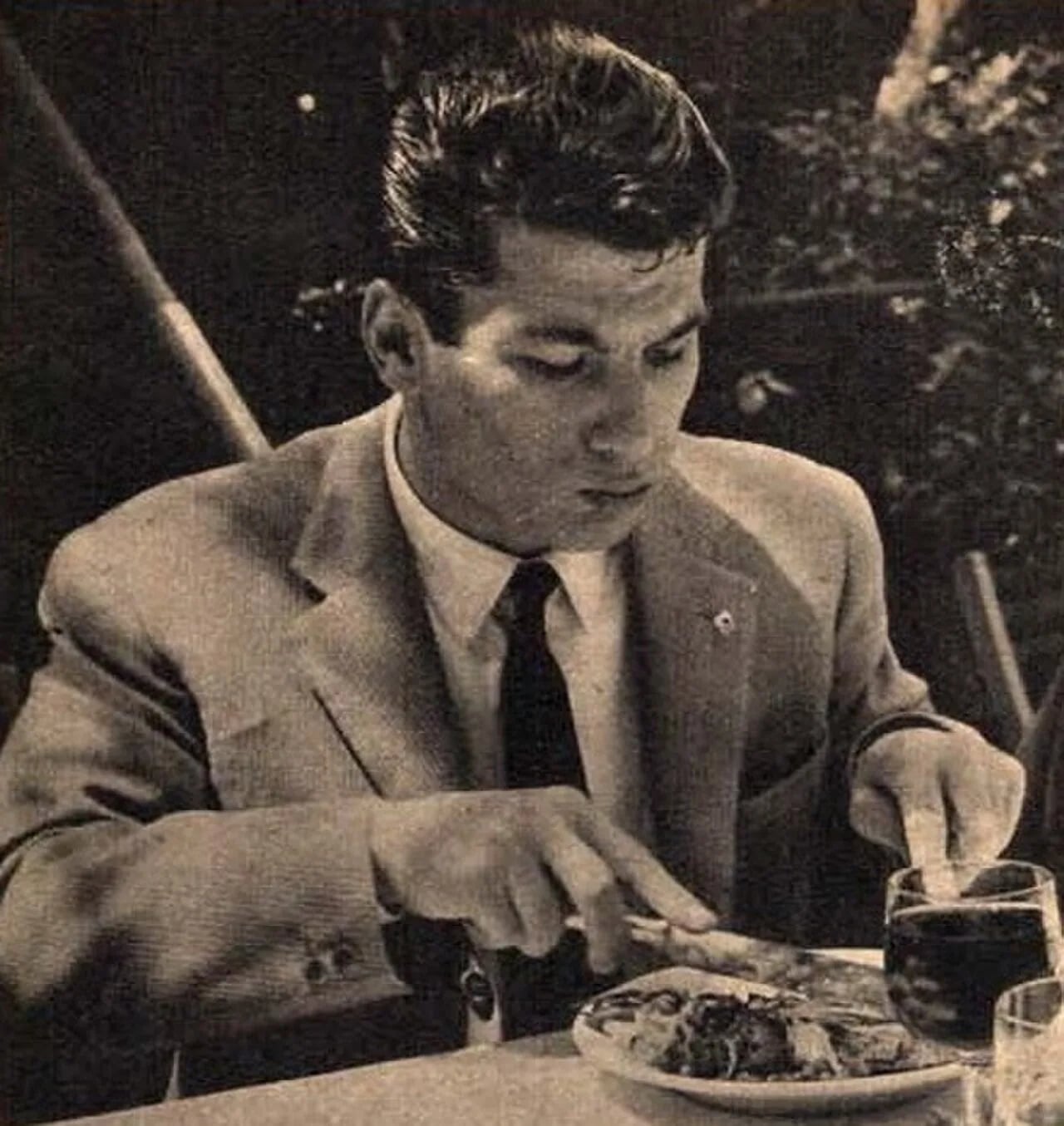 Portrait of Alberto Fontanesi (1929–2016) – memorial page