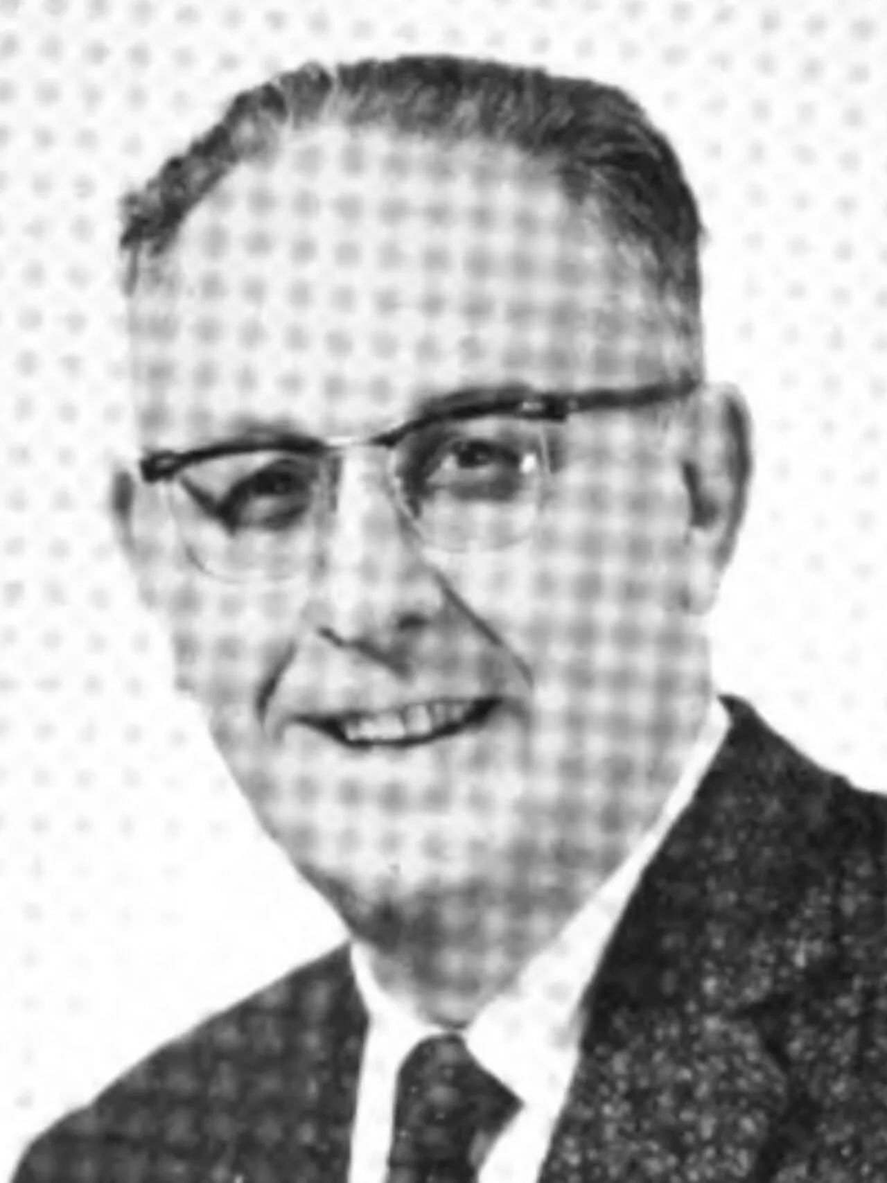Portrait of Ralph M. Brown (1908–1966) – memorial page