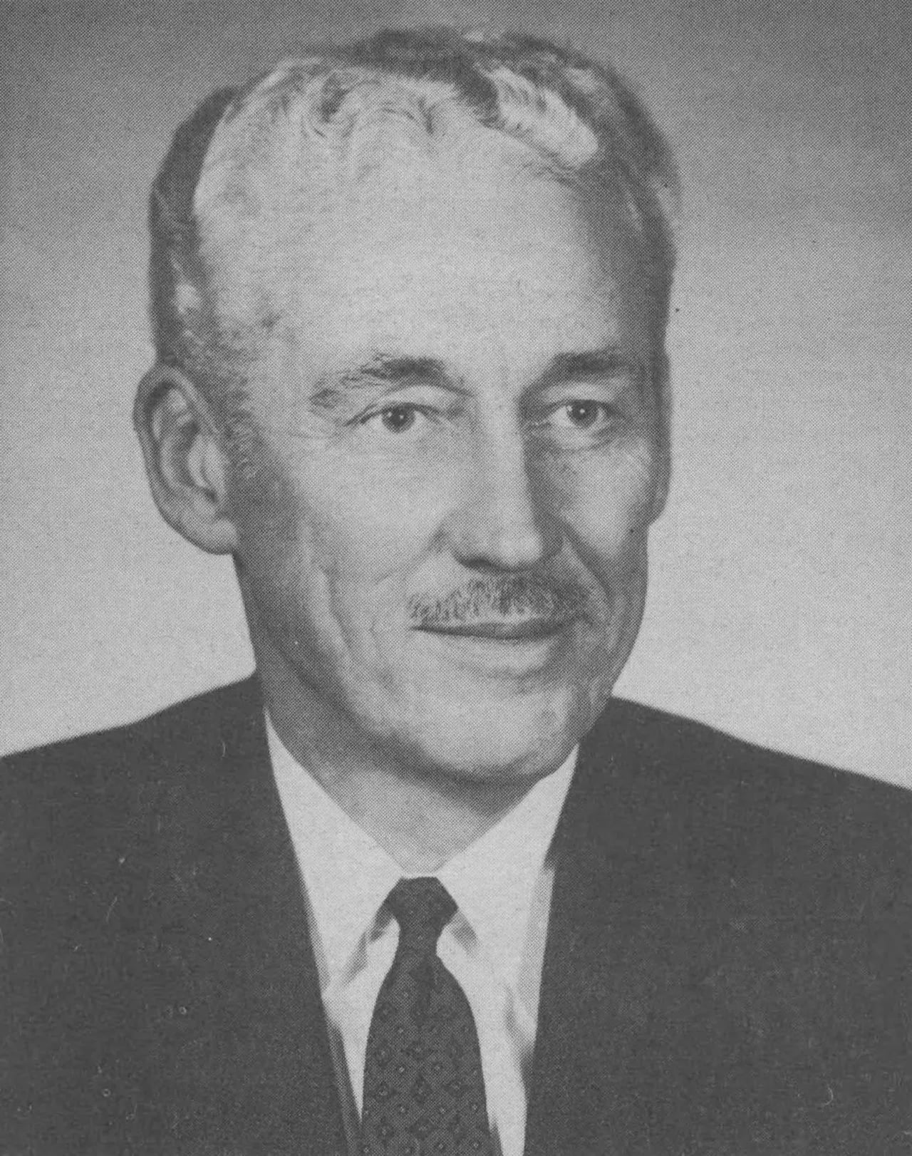 Portrait of Ralph M. Holman (1914–2013) – memorial page