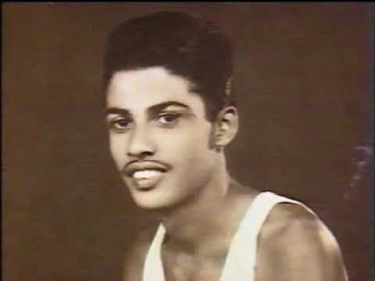 Porträt von Ranatunge Karunananda (1936–1974) – Gedenkseite