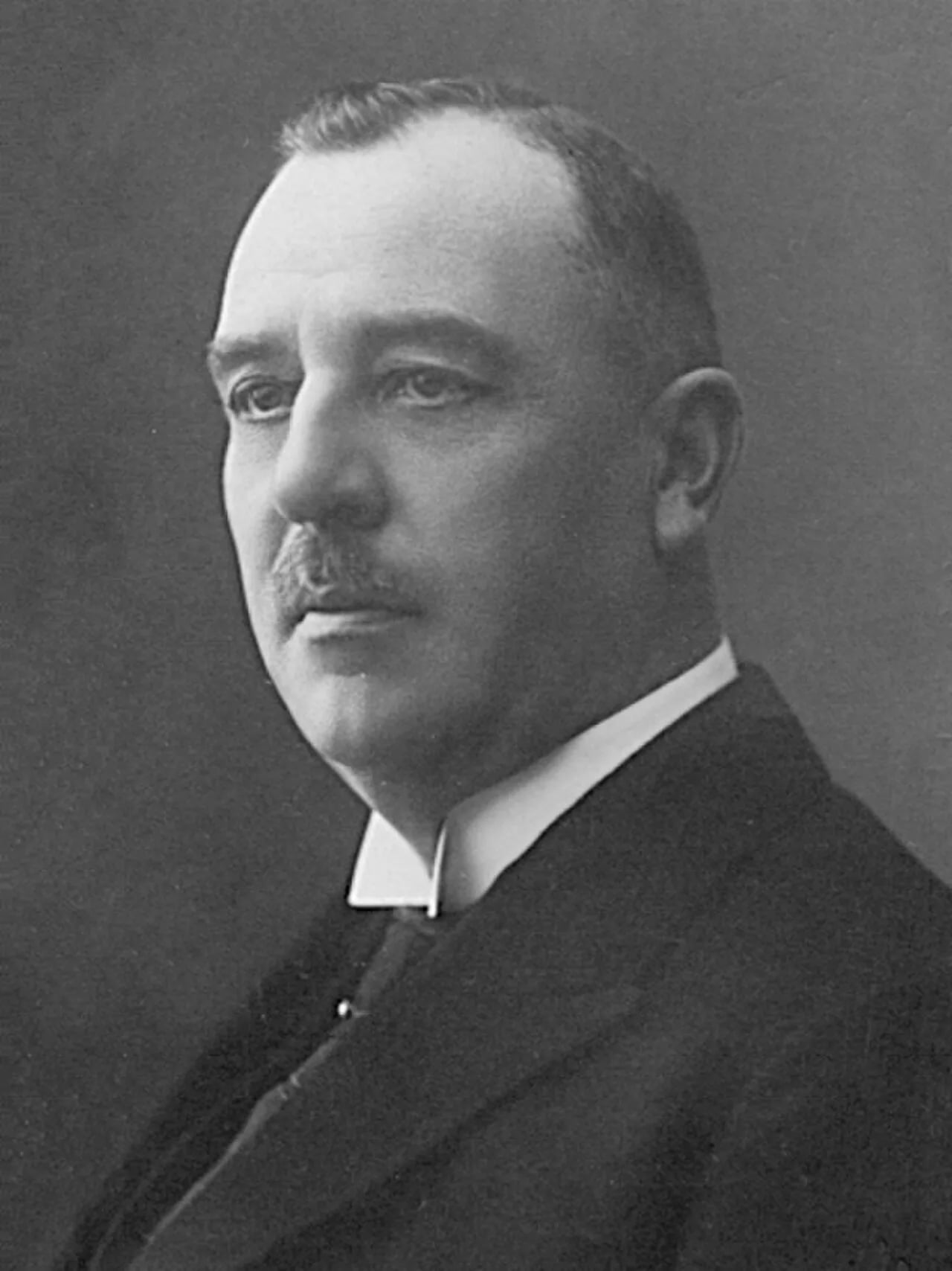 Porträt von Konstantin Konik (1873–1936) – Gedenkseite