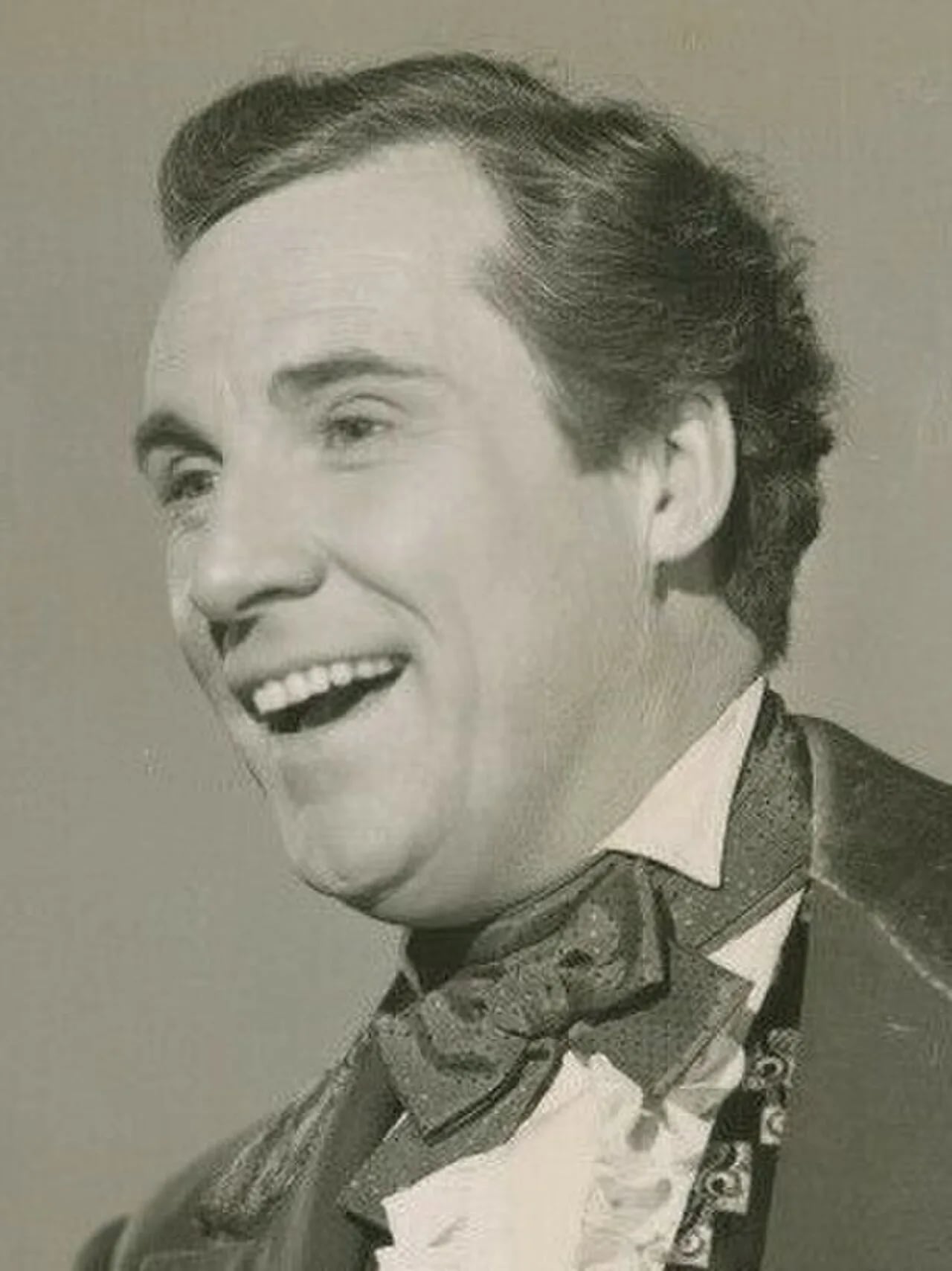 Porträt von Ray Middleton (1907–1984) – Gedenkseite