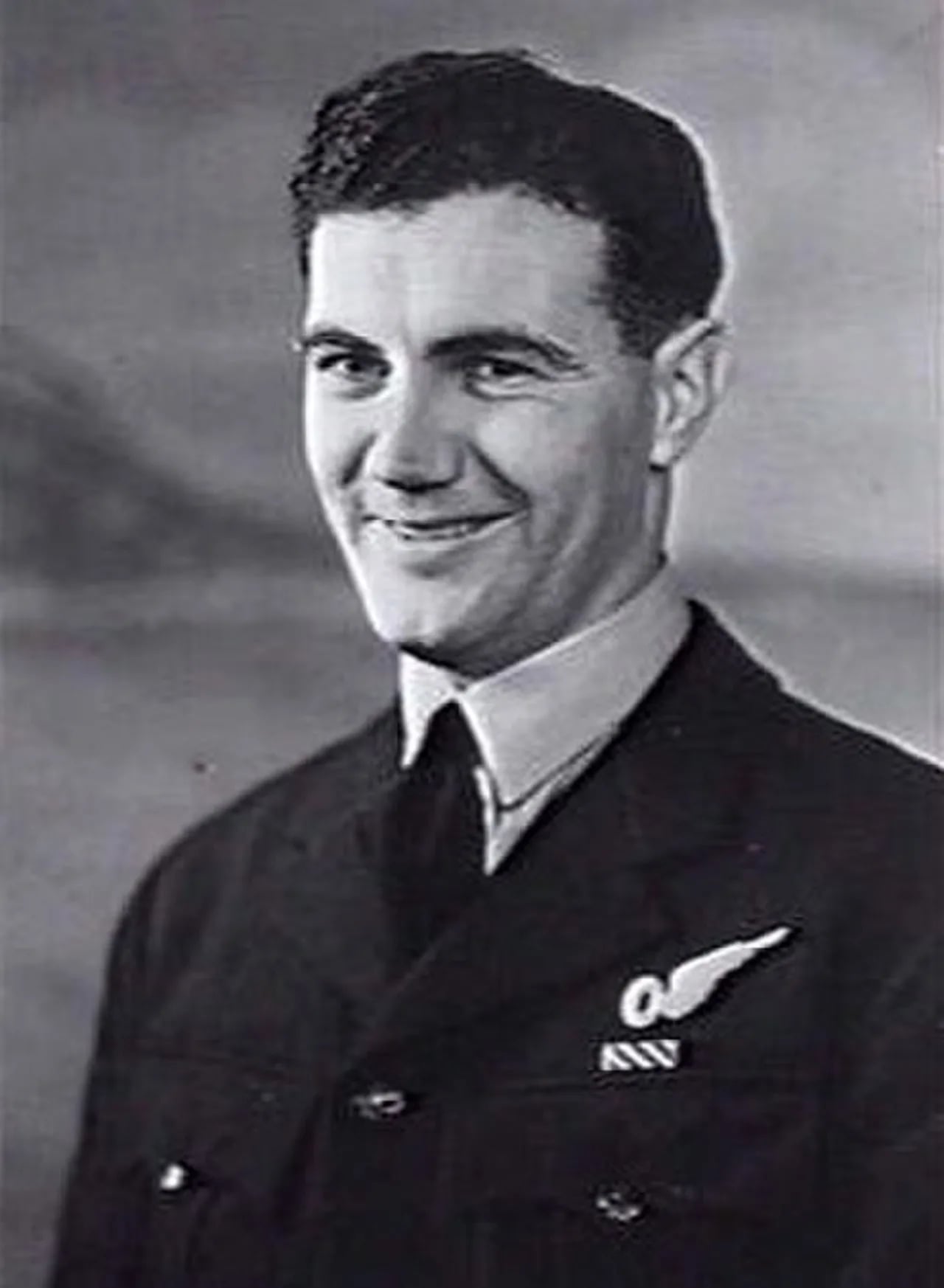 Porträt von Ray Watts (1917–2008) – Gedenkseite