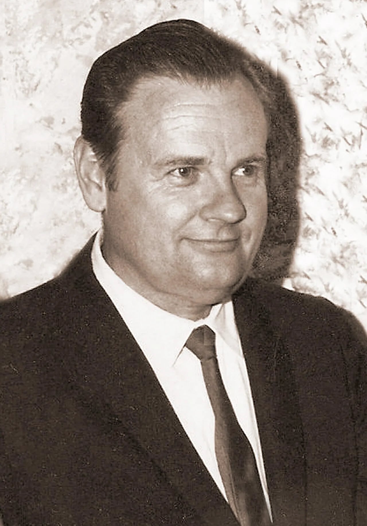 Portrait of Raymond D. Bowman (1917–2001) – memorial page