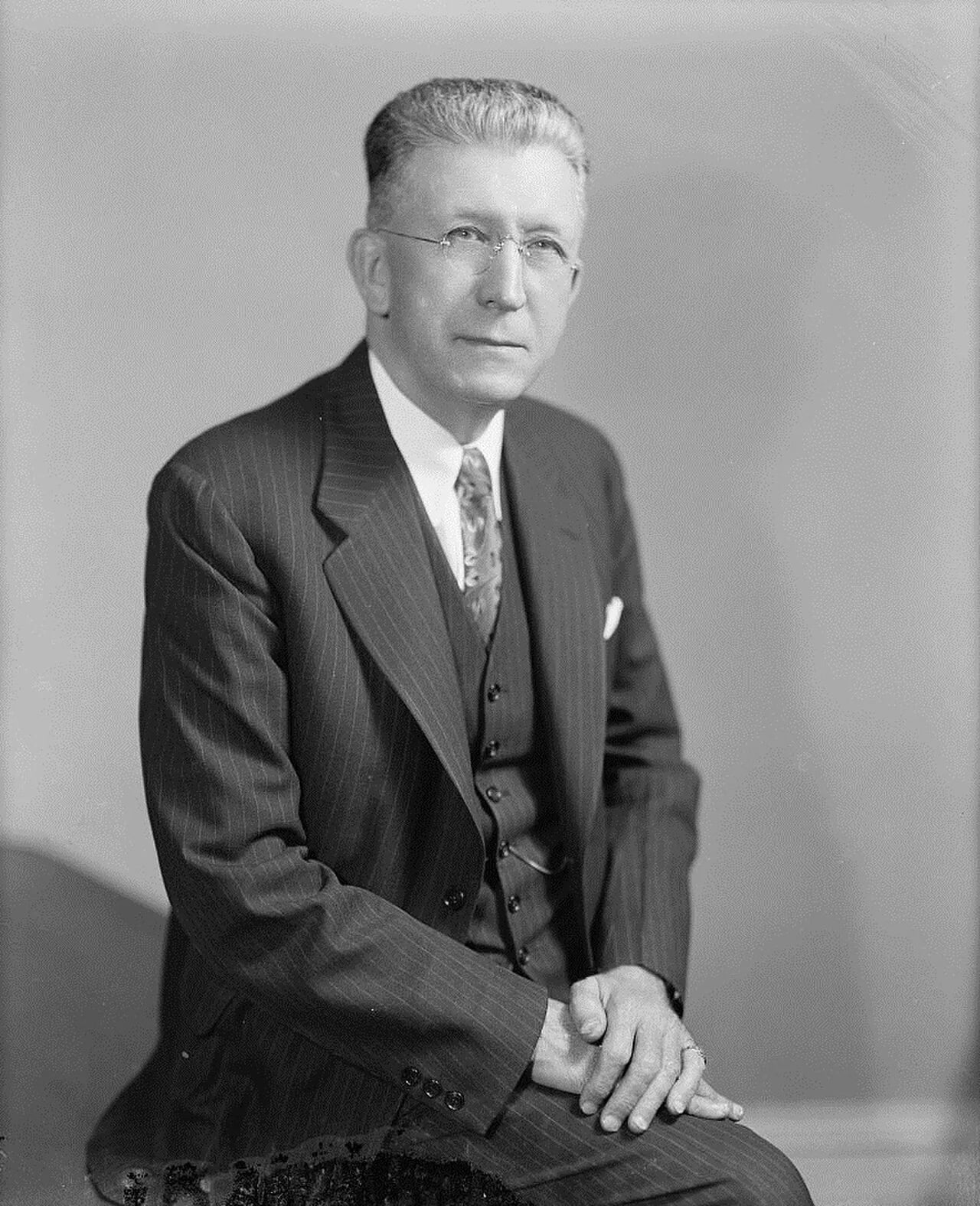 Portrait of Raymond H. Burke (1881–1954) – memorial page