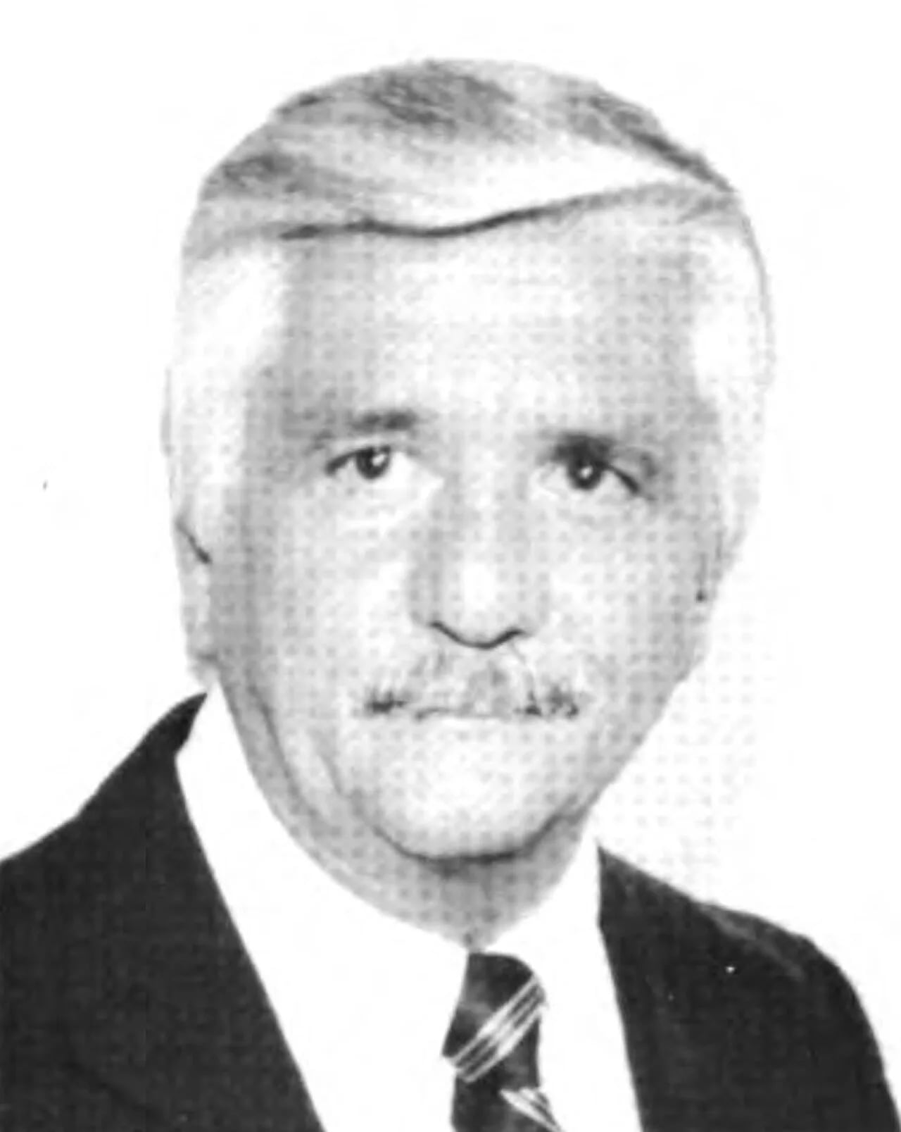 Portrait of Raymond L. Acosta (1925–2014) – memorial page