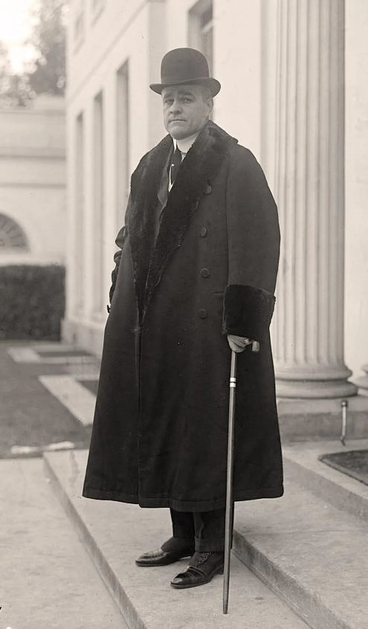 Portrait of Raymond T. Baker (1877–1935) – memorial page