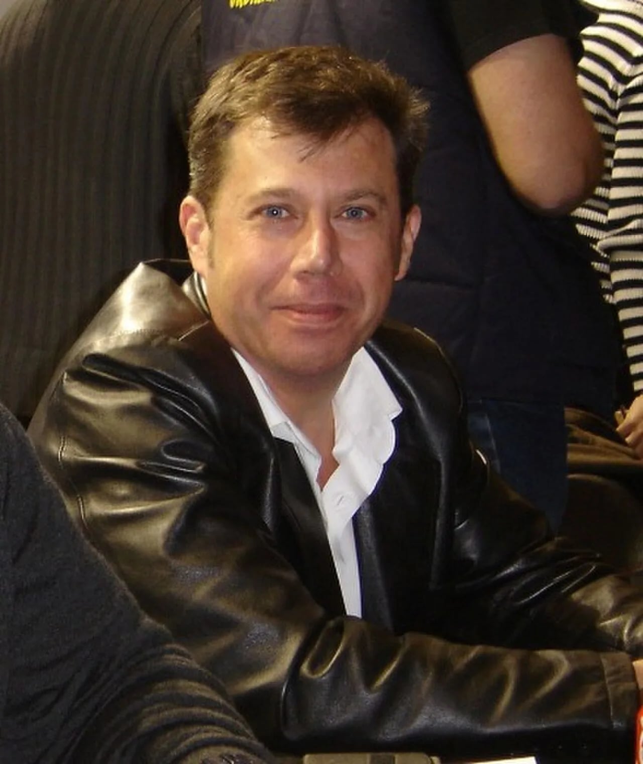 Porträt von Carlos Pacheco (1961–2022) – Gedenkseite