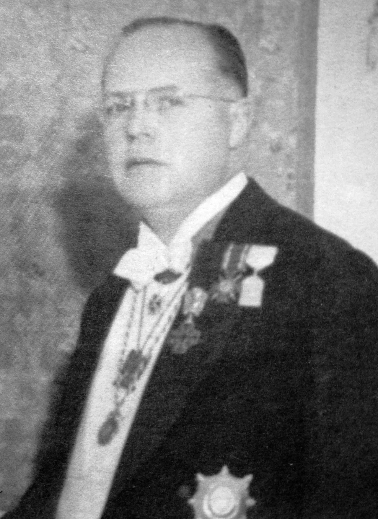 Porträt von Ricardo Lancaster-Jones y Verea (1905–1983) – Gedenkseite